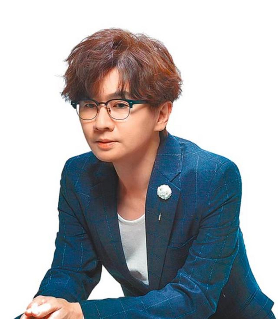 林隆璇,毕业于文化大学音乐学系,硕士毕业政治大学emba,博士就读政治