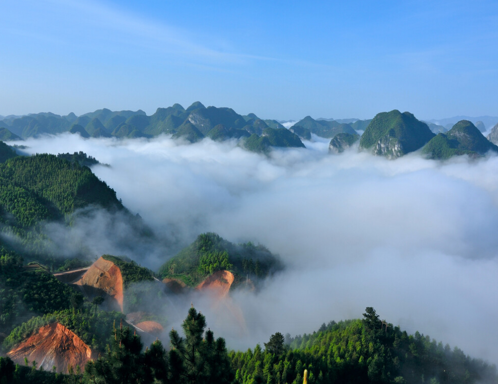 浙江最高的山峰图片