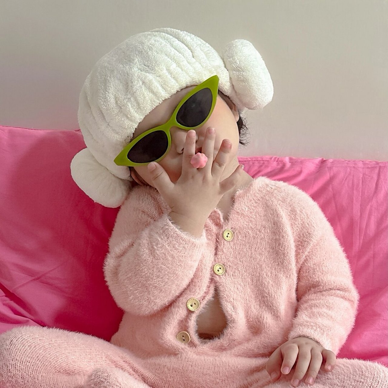 头像分享  人家的嘟嘟脸是婴儿肥,我们辰妹的嘟嘟脸是自己吃出来的!