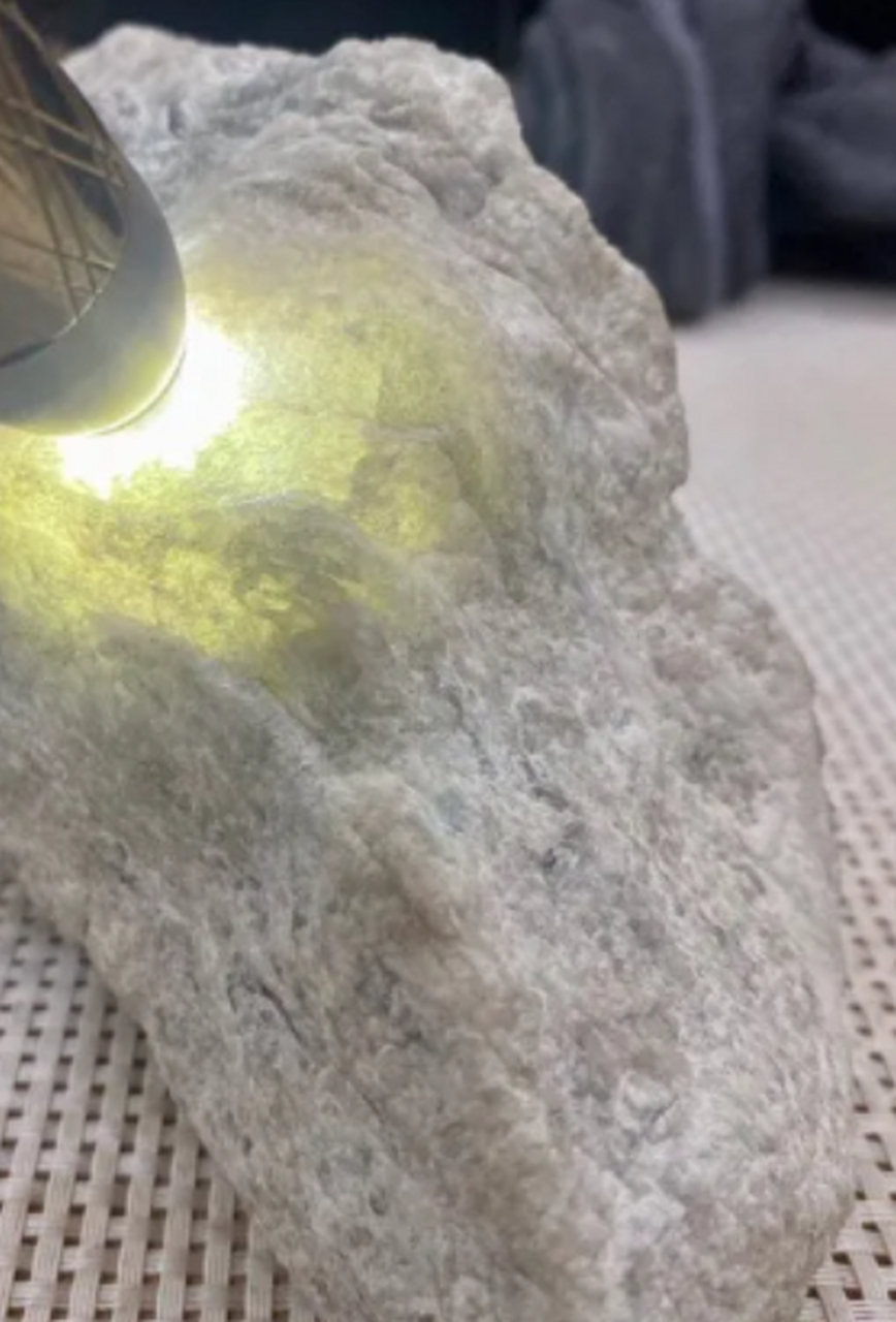 点击头像看直播##翡翠原石# 木纳白盐沙 大冰料 肉质发黑 直接取货