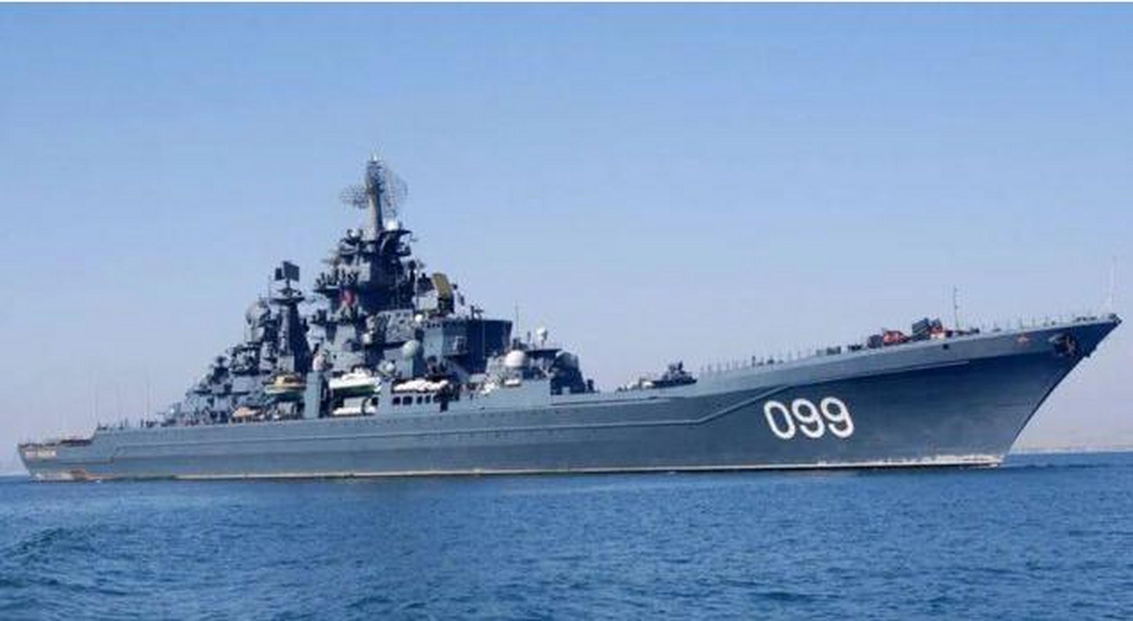 俄罗斯彼得大帝号巡洋舰将退役,俄罗斯海军急需要052级神盾舰.