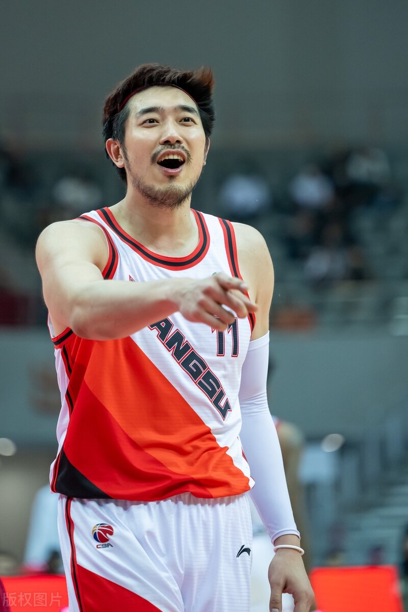 吴冠希加盟新疆男篮,江苏肯帝亚篮球俱乐部官宣!