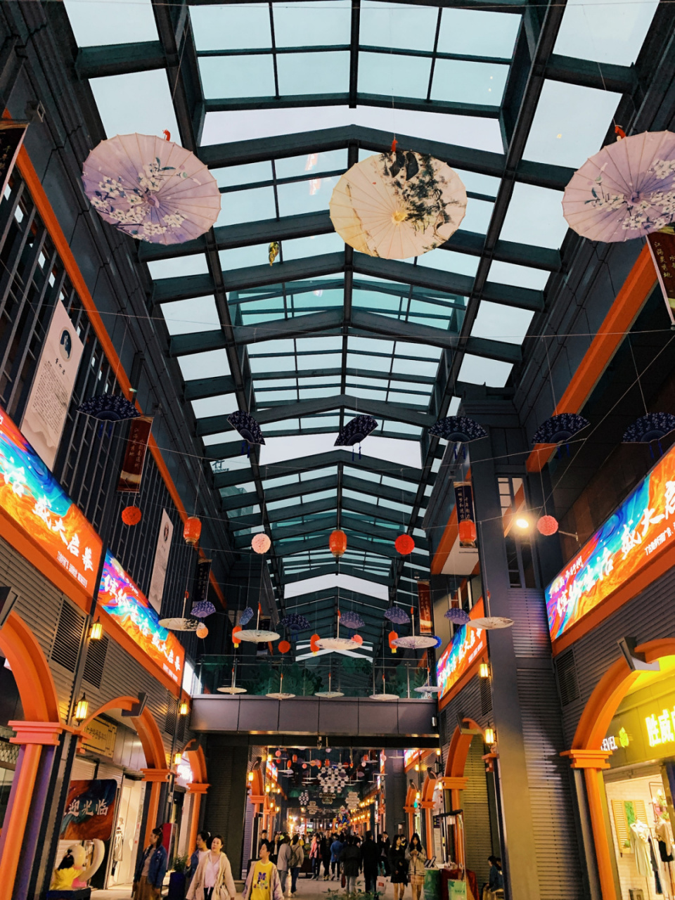 做为南通本地人来说,八仙城很是熟悉了.