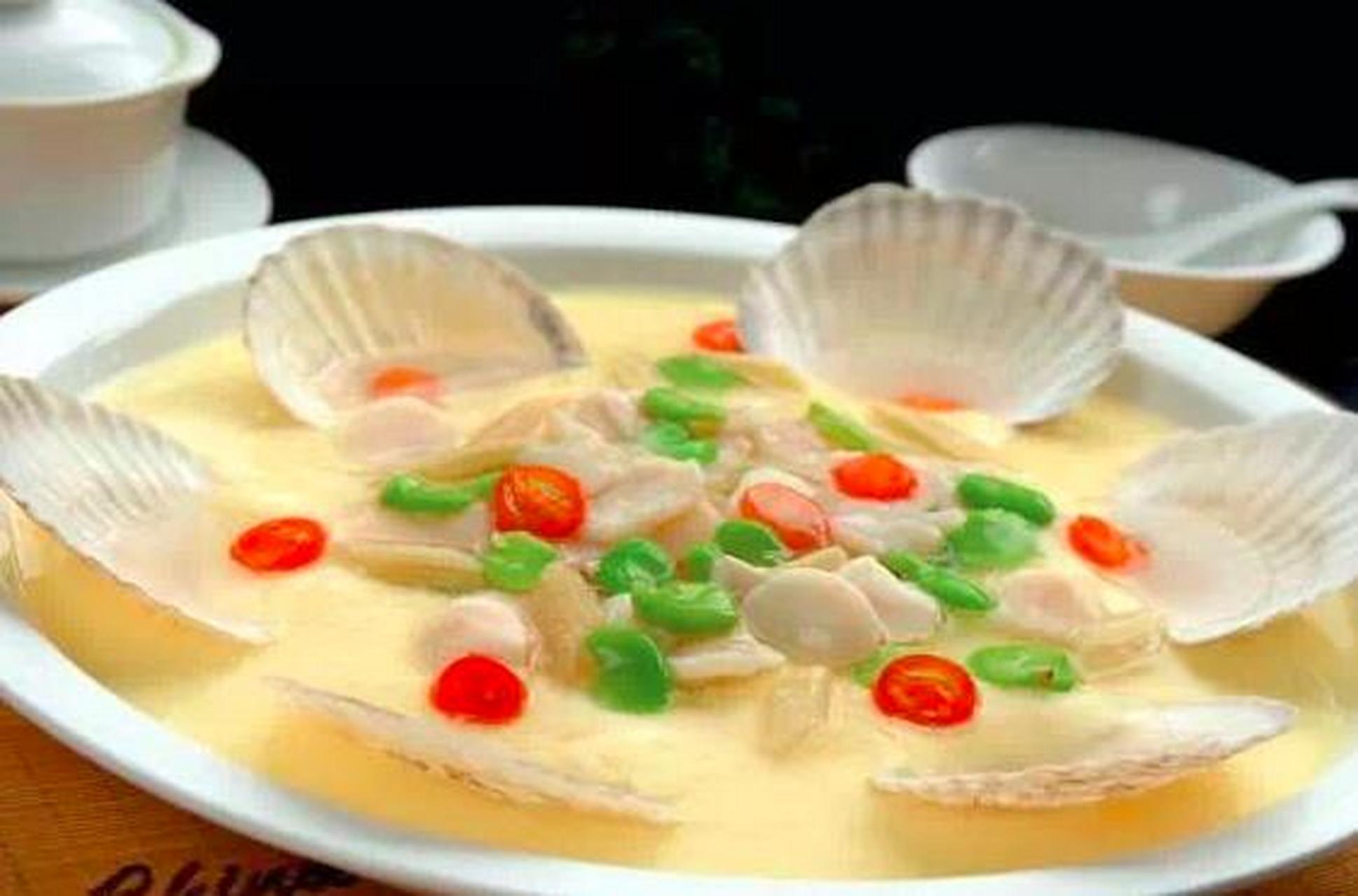 芙蓉干贝是福山菜的典型代表菜.