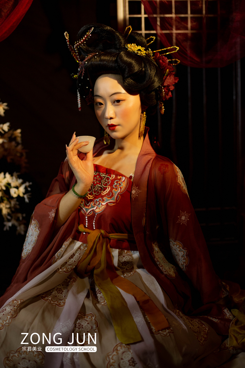 重庆化妆培训学校贵妃醉酒妆造分享#重庆化妆学校# #重庆学化妆