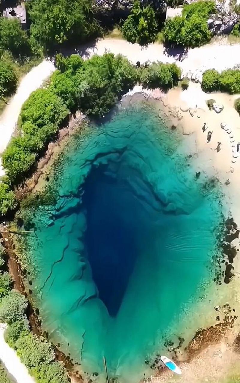 网友:克罗地亚"地球之眼"