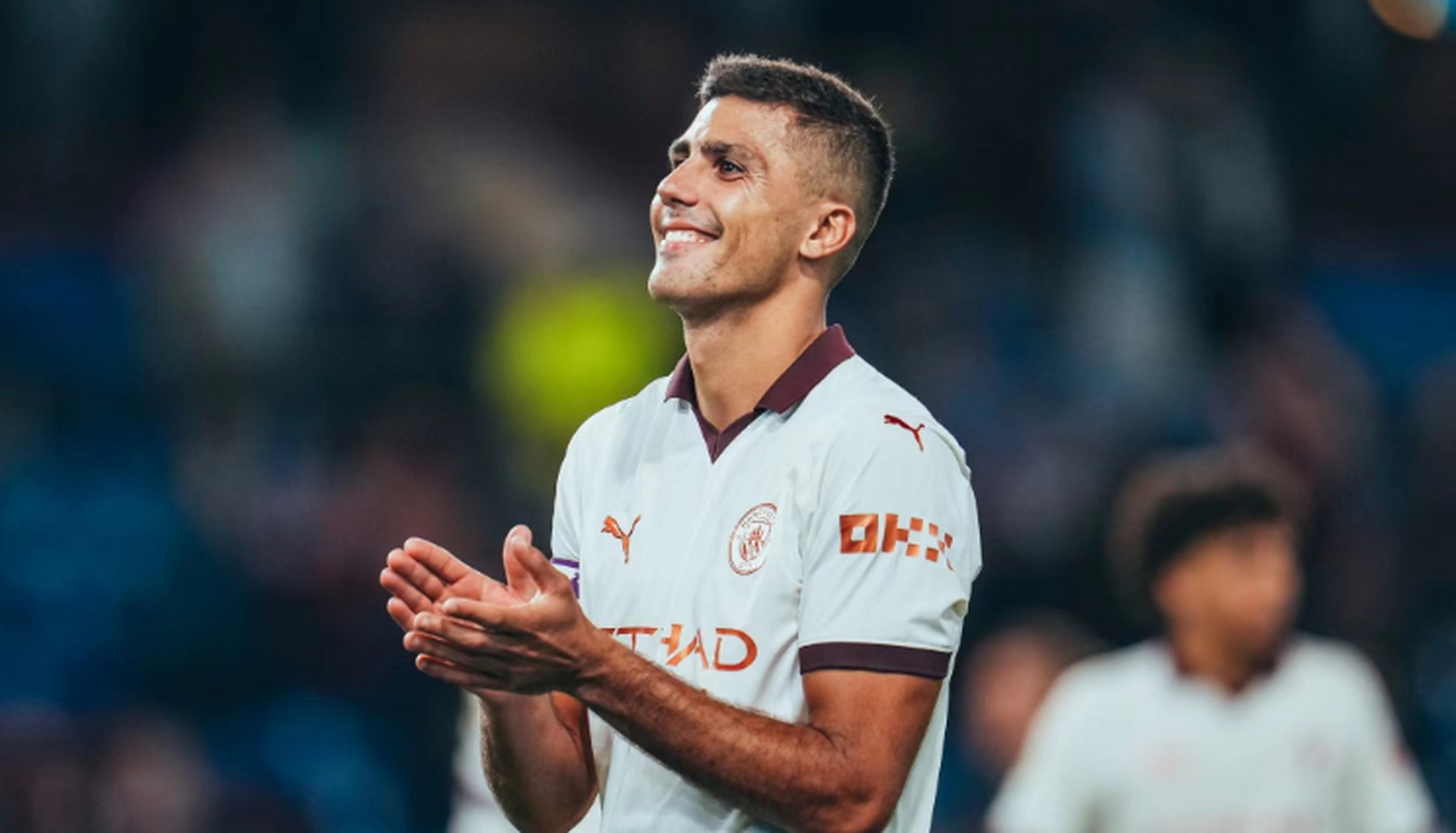 曼城客场3-0击败伯恩利,迎来英超揭幕战开门红.