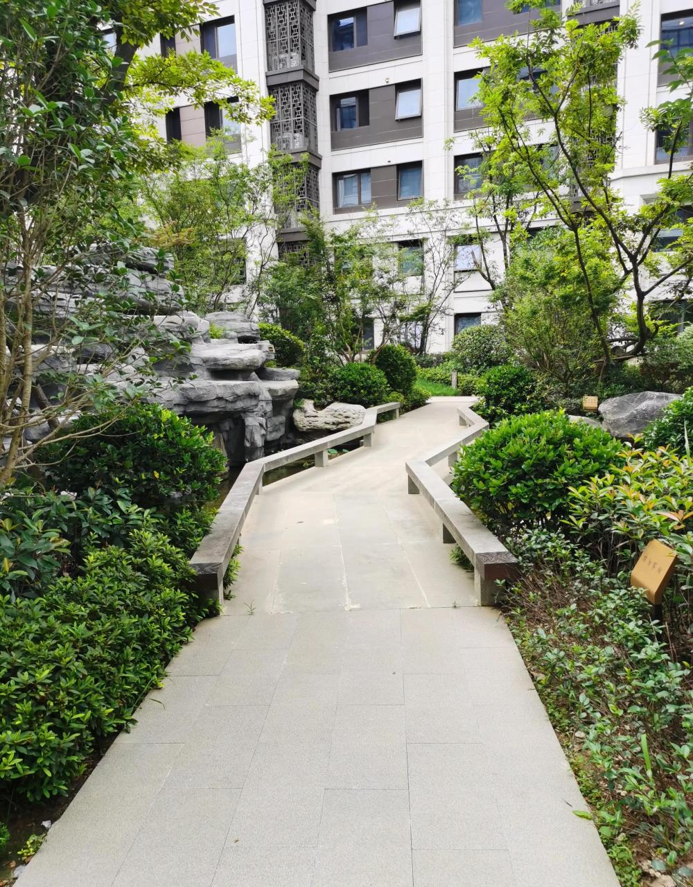 gif创作人# 【滨湖新区】葛洲坝紫郡府小区,怎么样这个小区?