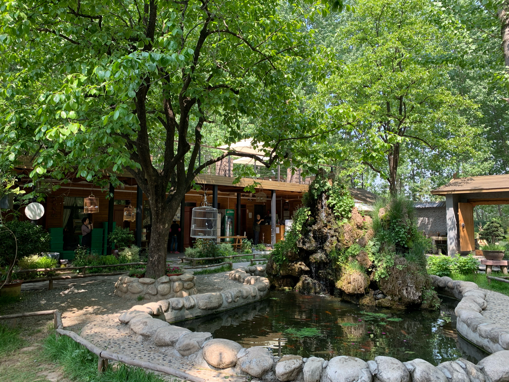 西安约会聚餐度假好去处林间山庄 林间山庄,慕名而来.