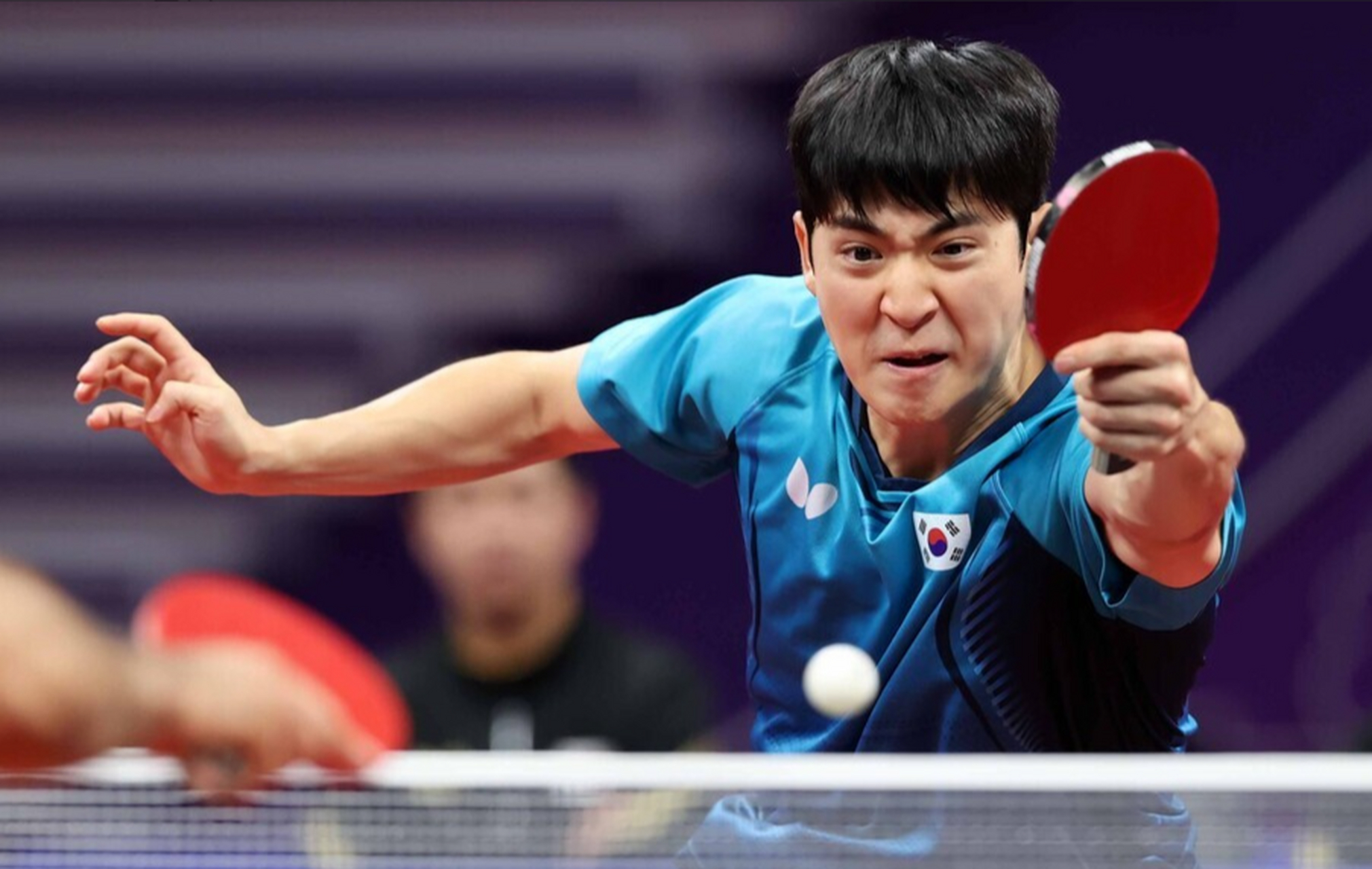 亚运会乒乓球韩国男团三主力林钟勋,张禹珍和朴康贤携手战胜伊朗队,赛