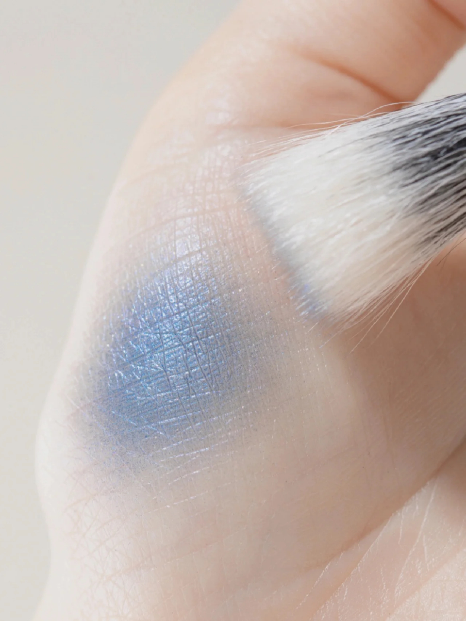 真的太爱小号点彩刷了 不止腮红,上眼影也好用!