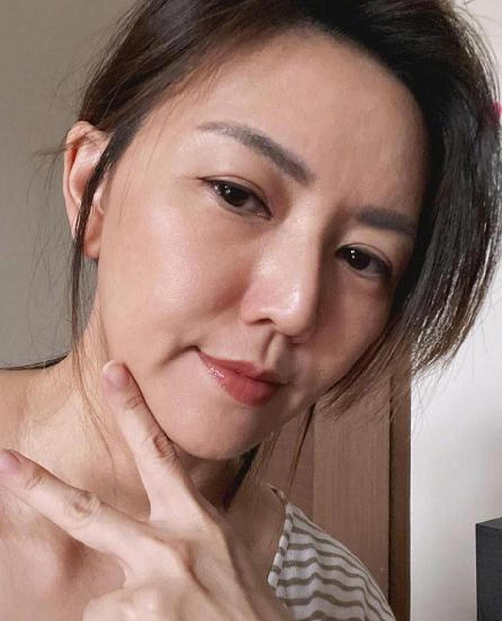 gif创作人# 42岁孙燕姿也老了!