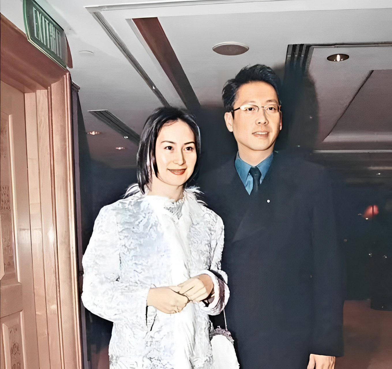 何超琼嫁给许晋亨痛苦吗?