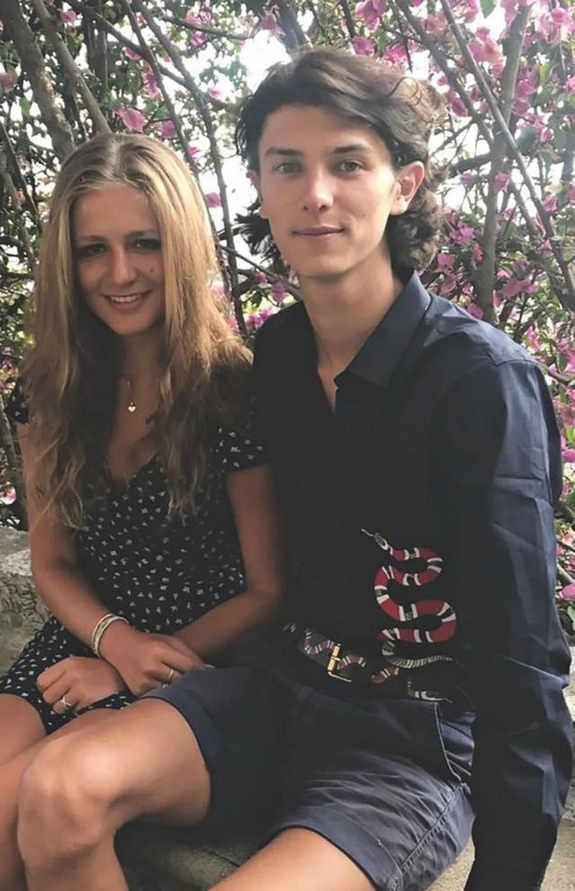 丹麦王子尼古拉(nikolai william alexander frederik),为荷兰杂志