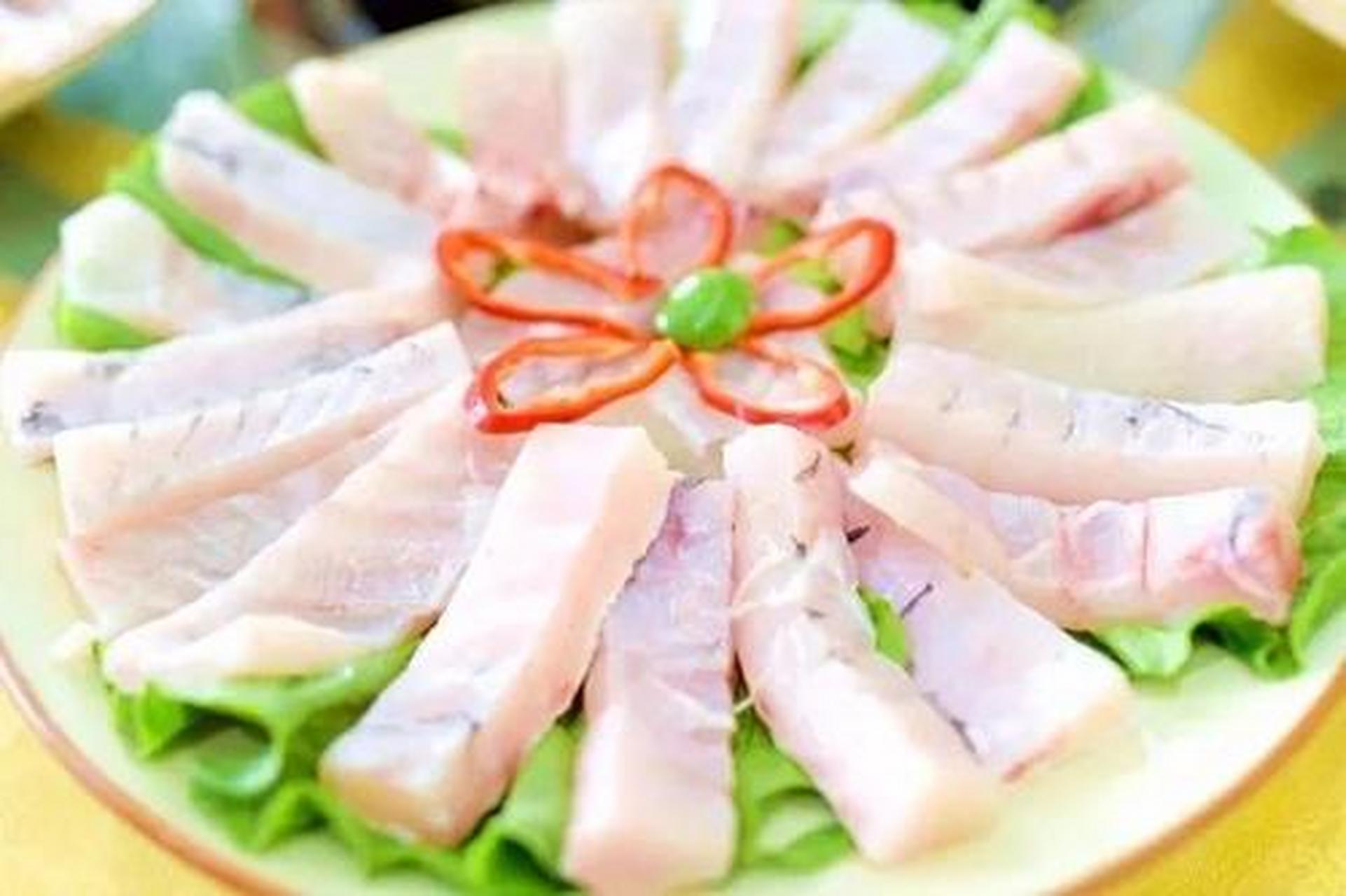 美食教程#脆肉鲩:这个可以说是中山美食的一个代表,吃起来特别的清香