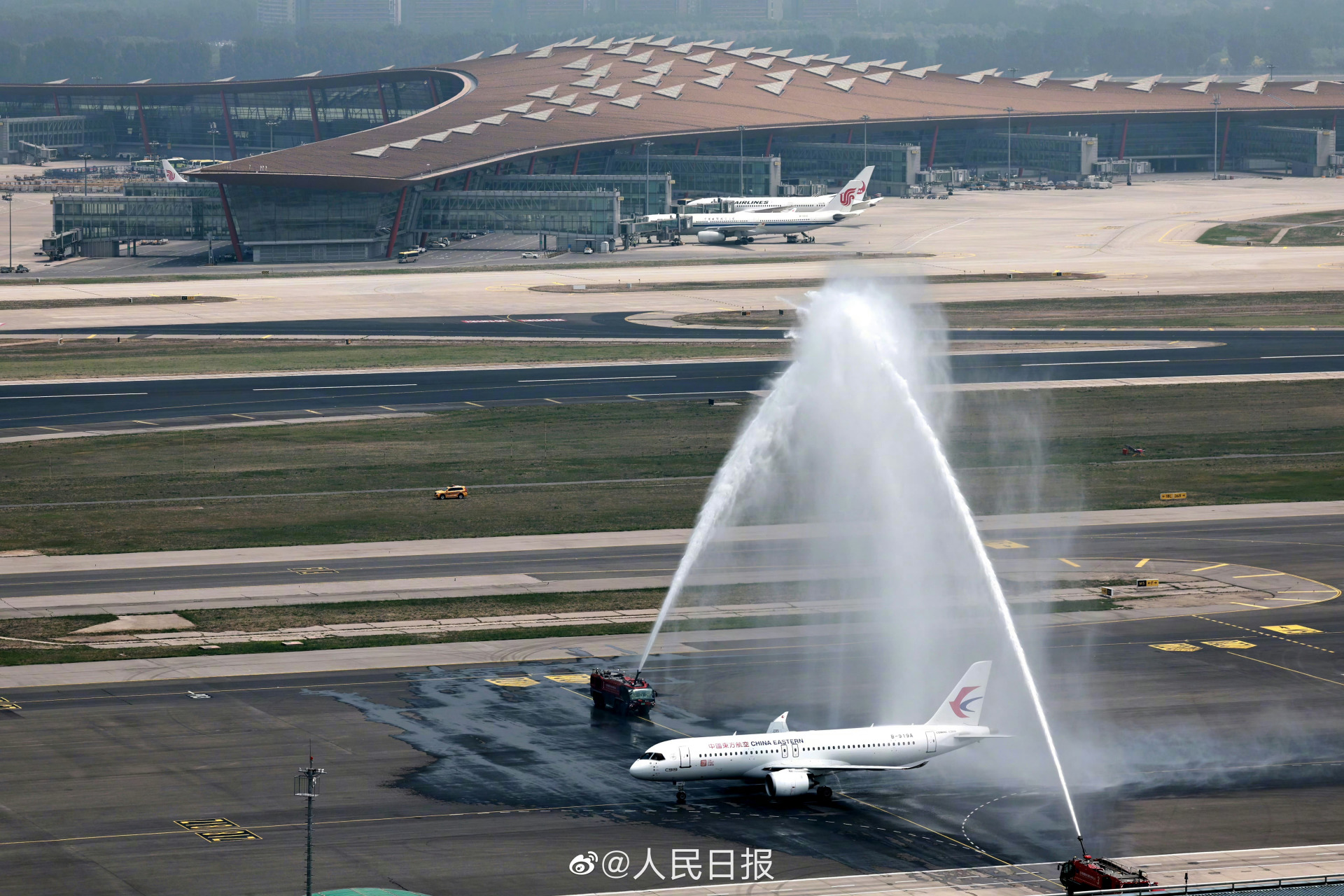 C919起飞降落图片