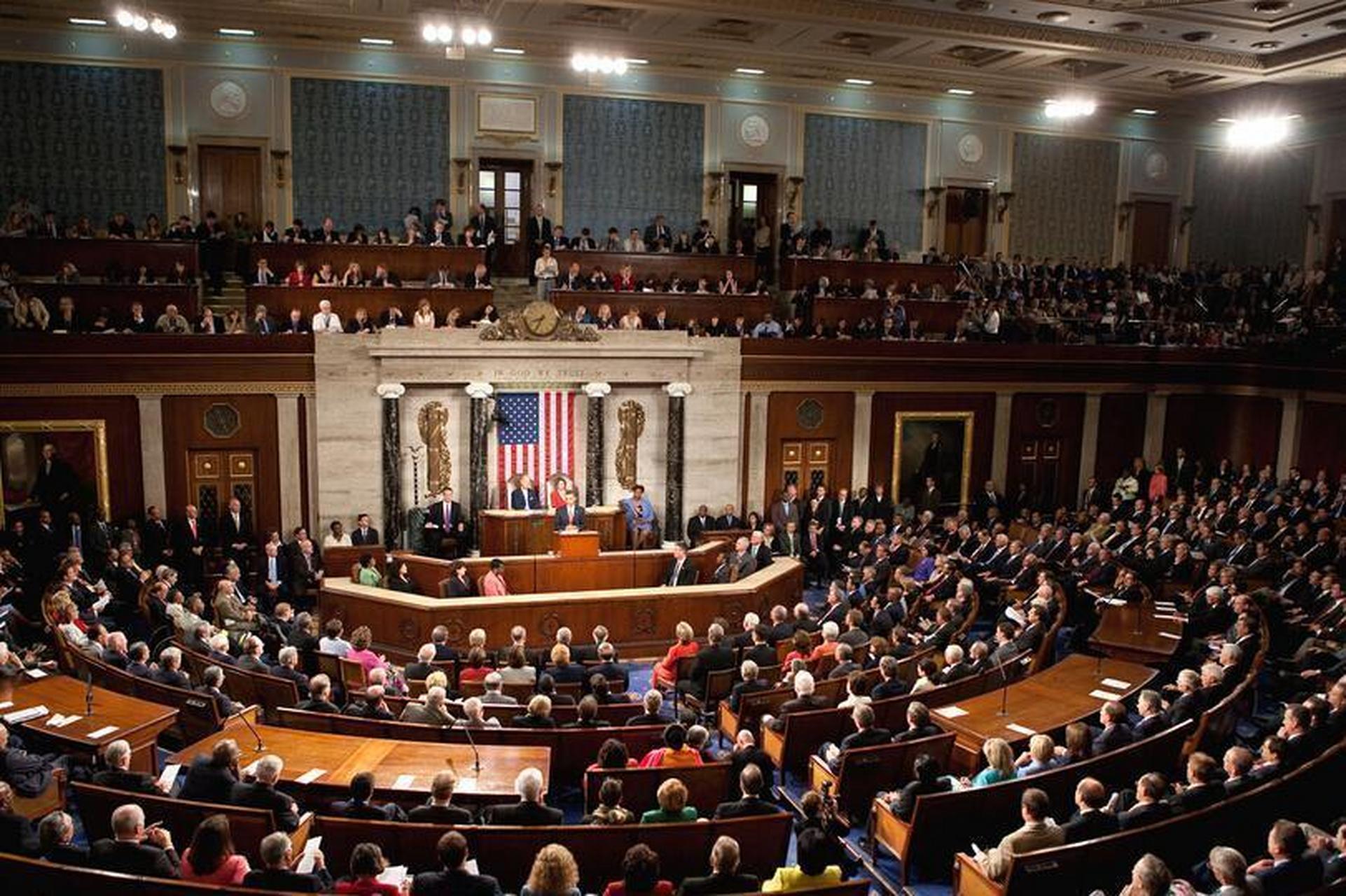 【美国开会必提中国,美国参议院要求美企向联邦机构通报其对中国技术