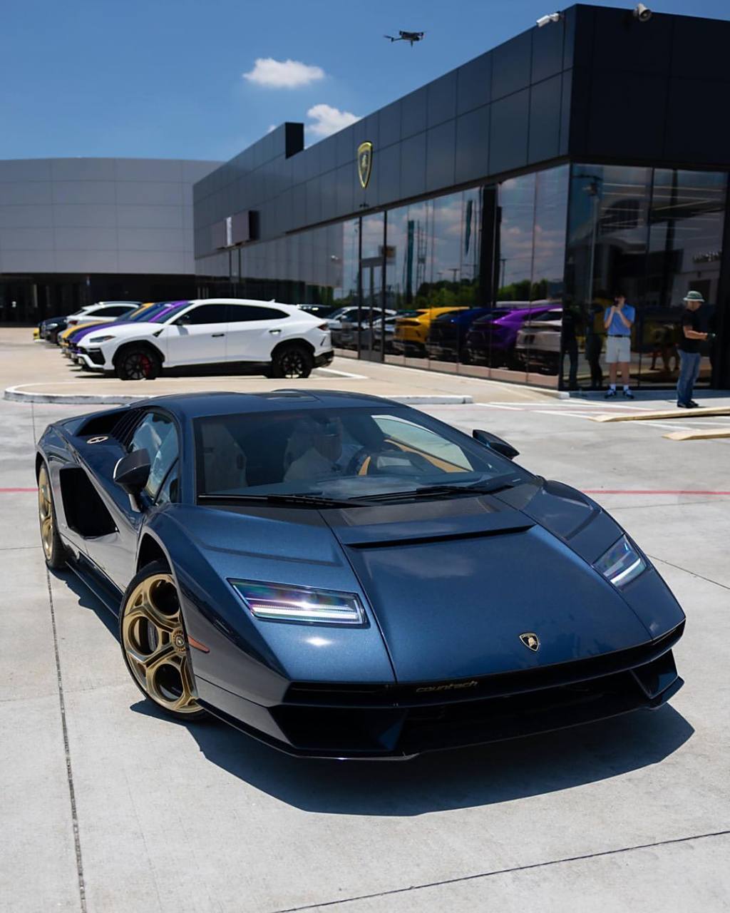 blu acapulco lamborghini countach countach  car时尚  豪车超跑