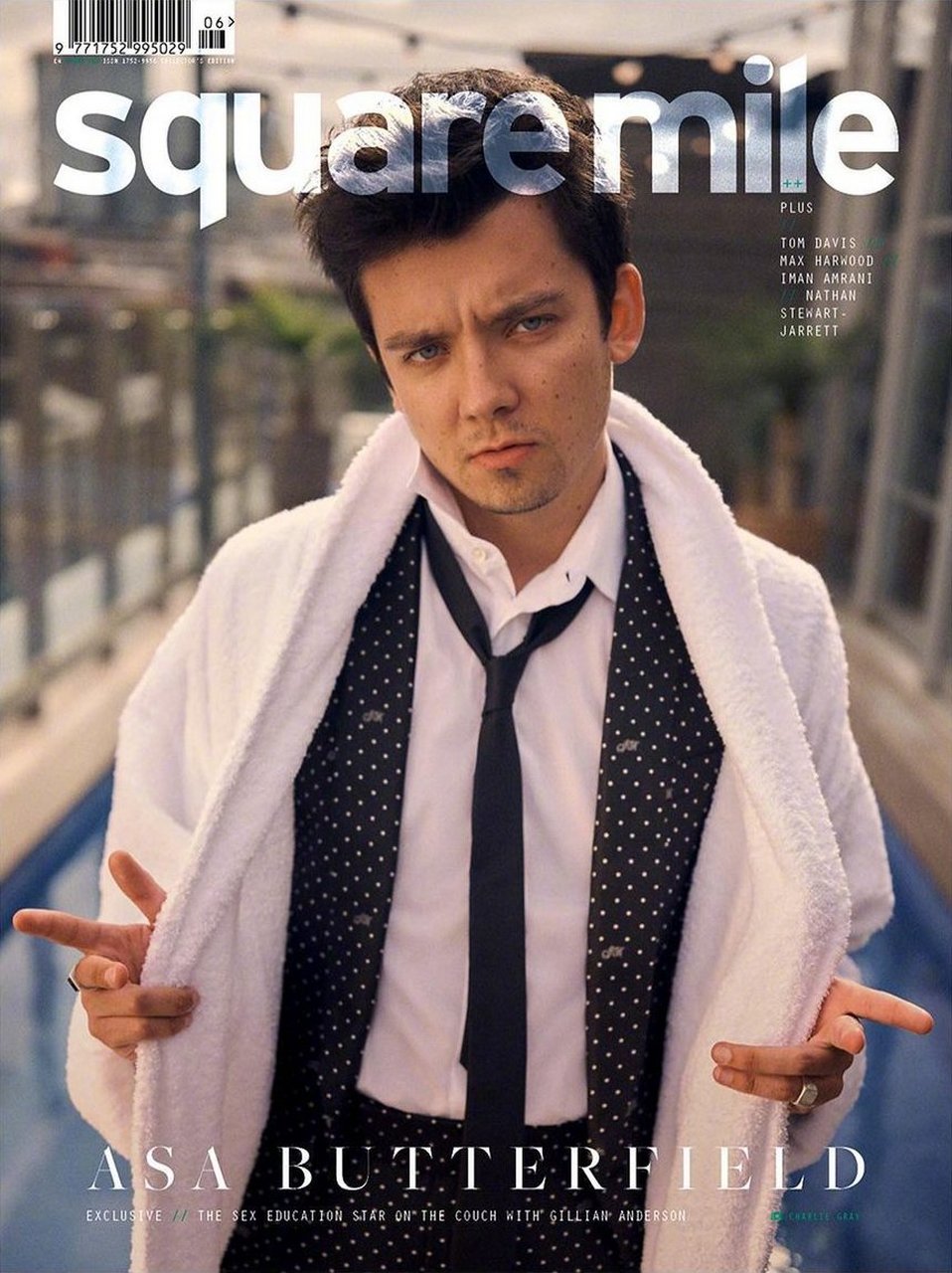 阿沙·巴特菲尔德杂志新写真 《穿条纹睡衣的男孩》中小男主阿沙