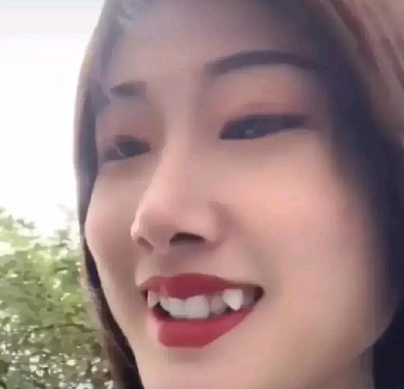 领动计划# 这位美女的小虎牙长的挺别致