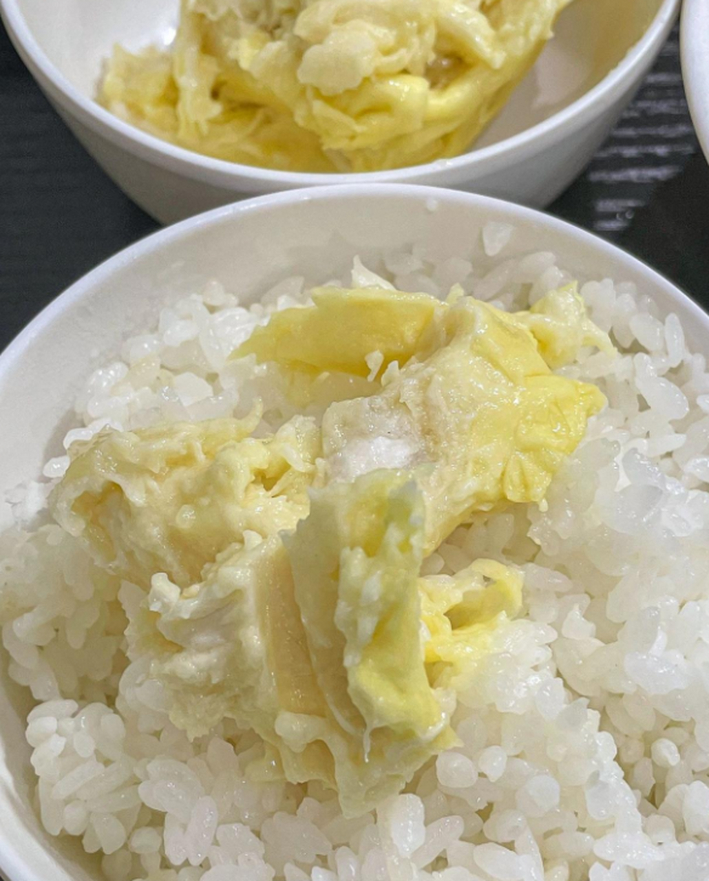 闺蜜做的榴莲饭,真的是一口销魂
