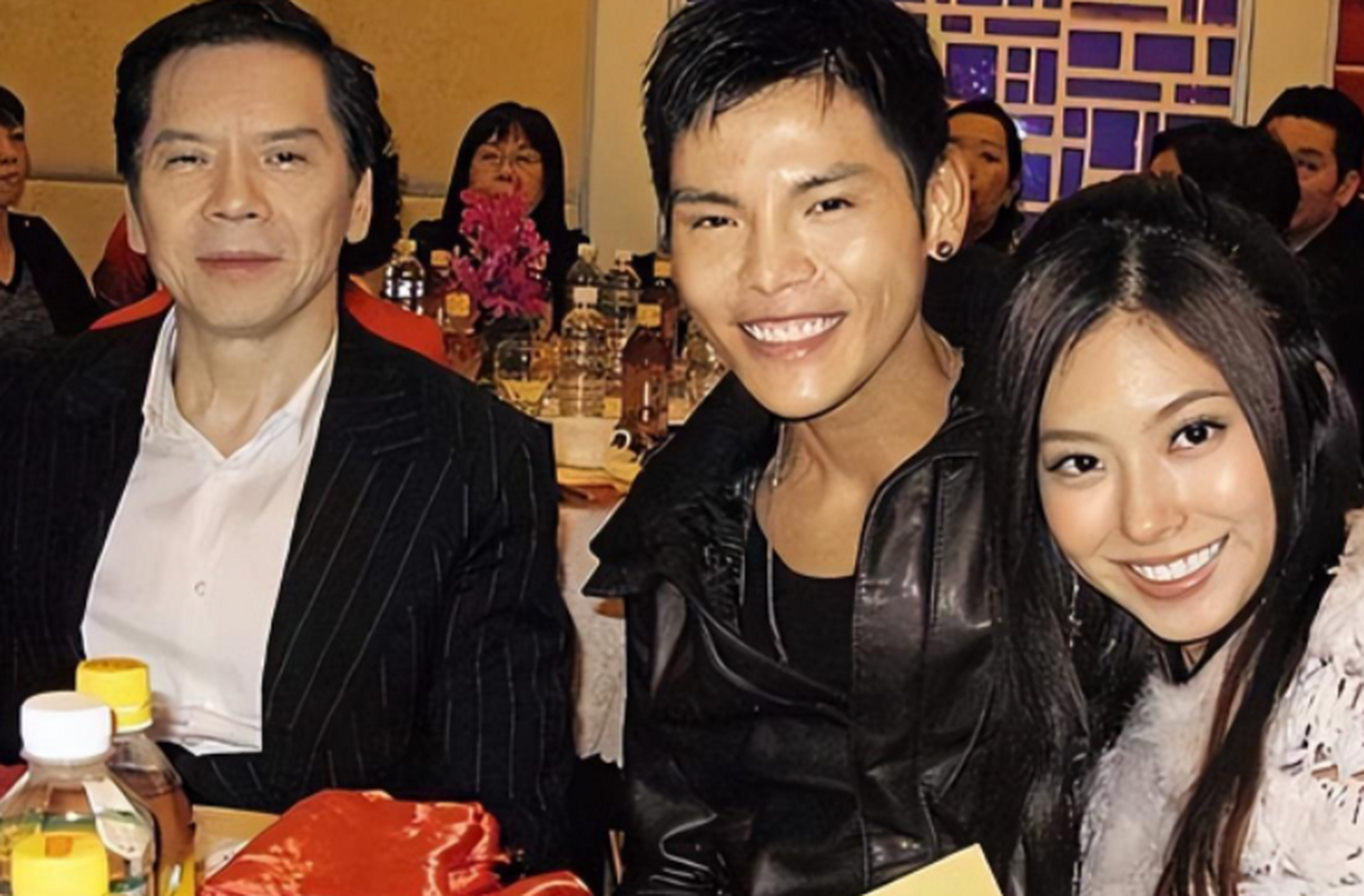 关于黄婉佩是如何"捕获"大佬芳心的,早前港媒曾有很多报导,不外乎