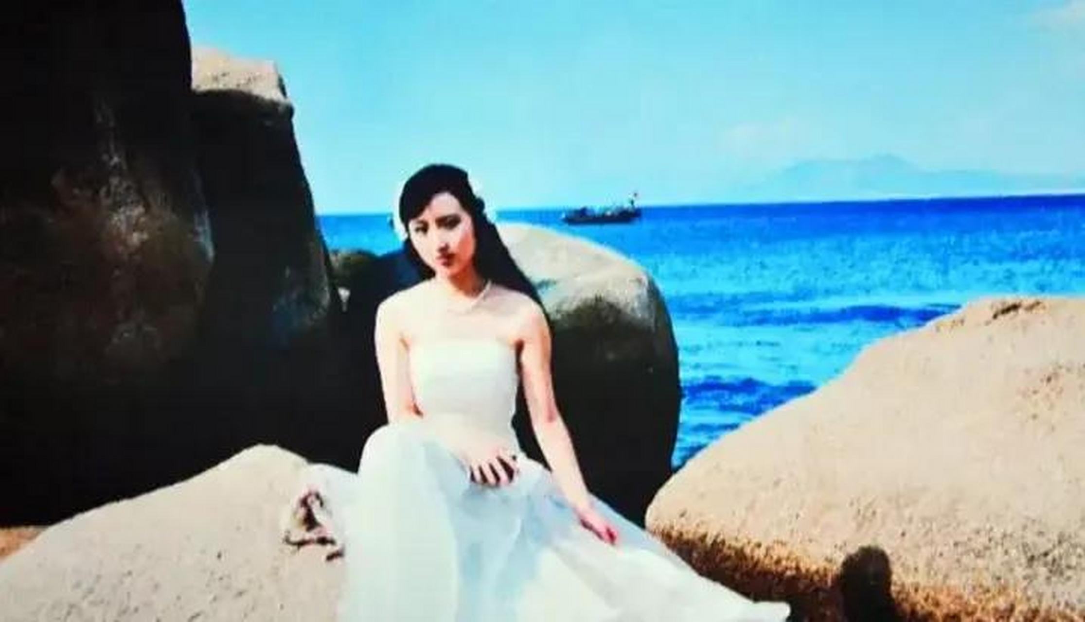 "林黛玉"旧照罕见曝光,林黛玉扮演者陈晓旭光彩依人,依旧明艳无比