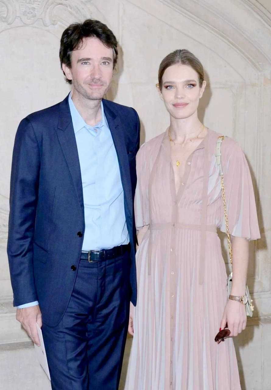 现年40岁是5个孩子的妈妈 水果娜natalia和前夫结婚十年,共同孕育了3