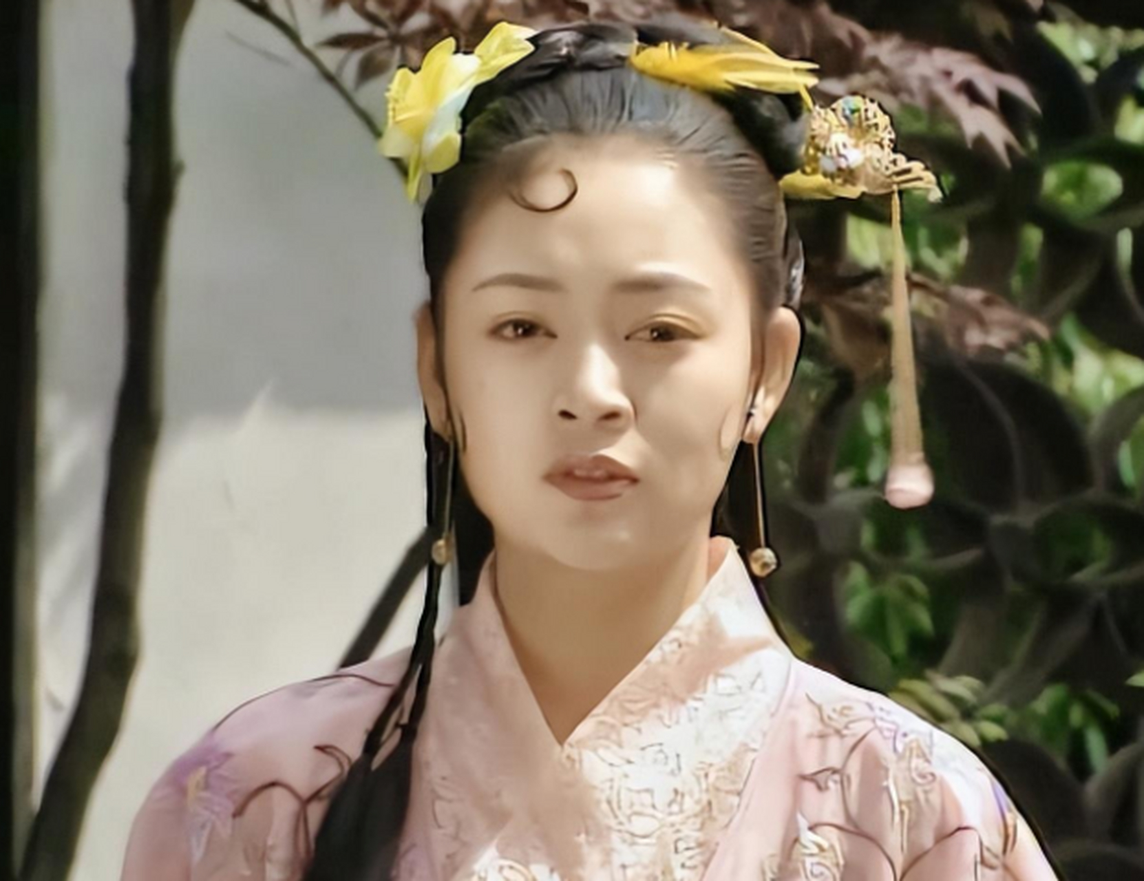 23岁闪婚嫁给连奕名,结婚5年被抛弃,如今陈佳妍过得还好吗?