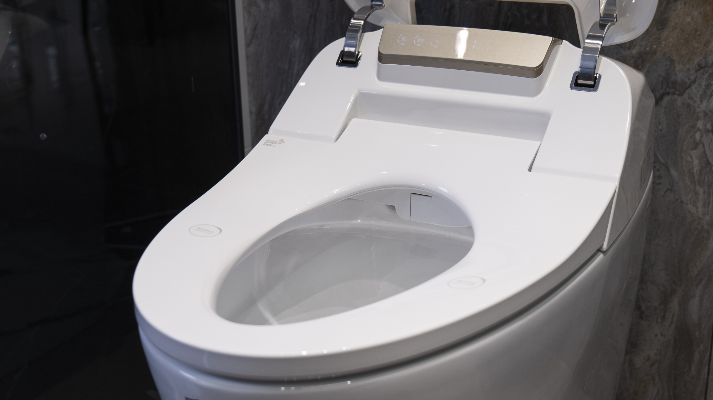 家人们,我必须向你们种草一款家居神器——恒洁q9x智能一体马桶机!