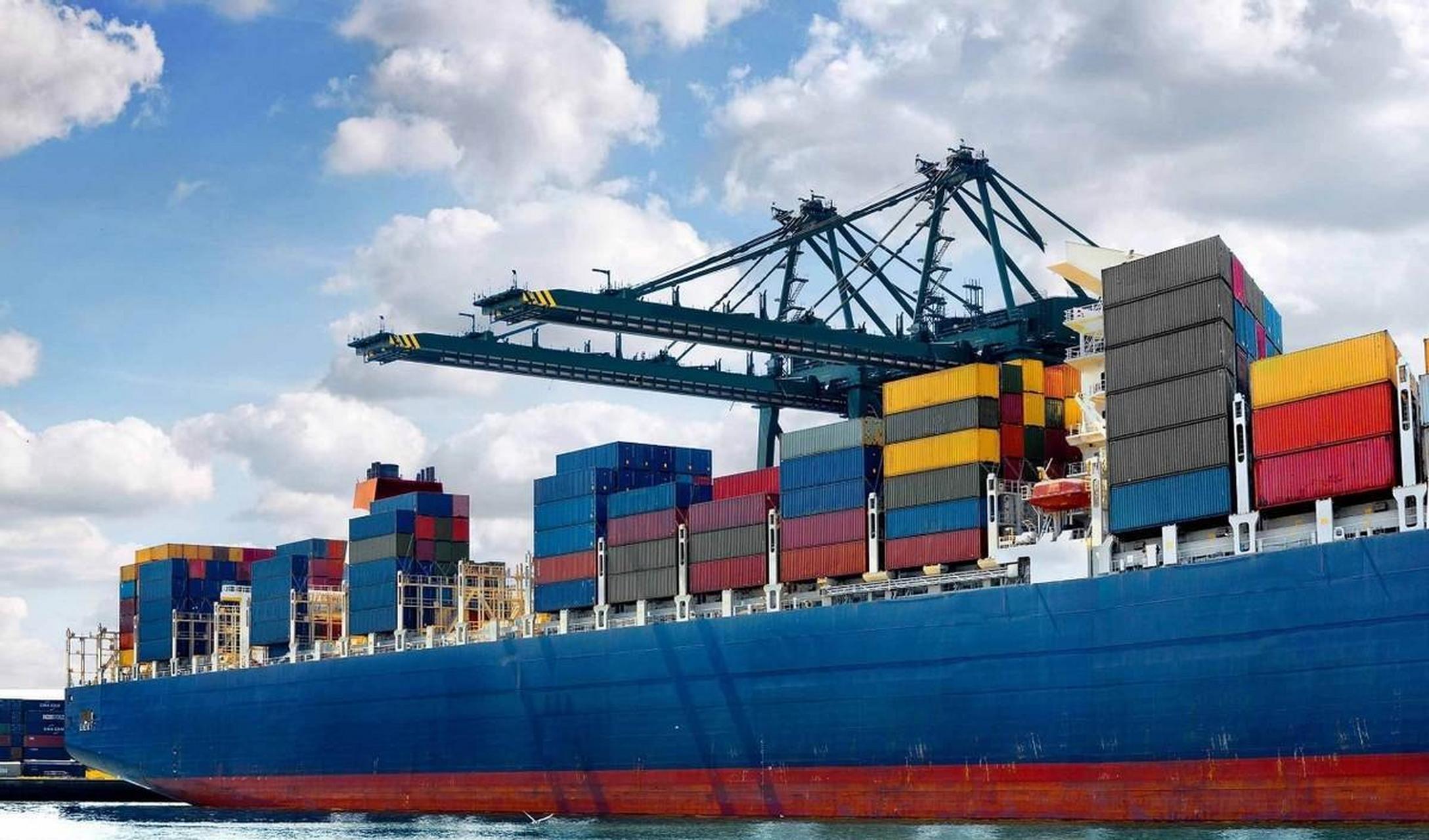 一直有一种论调,以"中国外贸订单锐减"为噱头,开始鼓噪中国经济"崩溃"