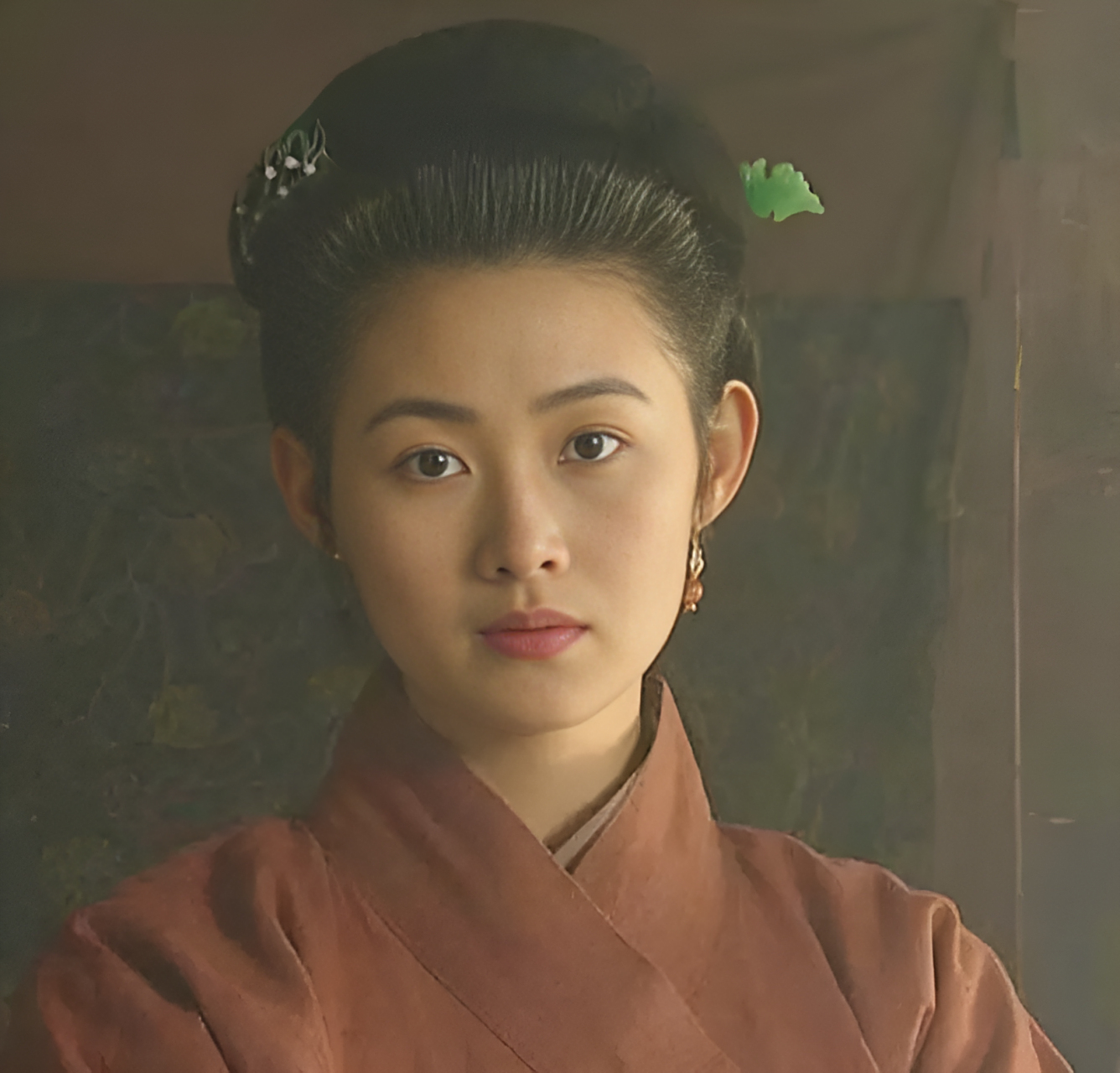 1999年,拍完《水浒传》的丁海峰回到家里告诉妻子唐歌:"我喜欢上潘