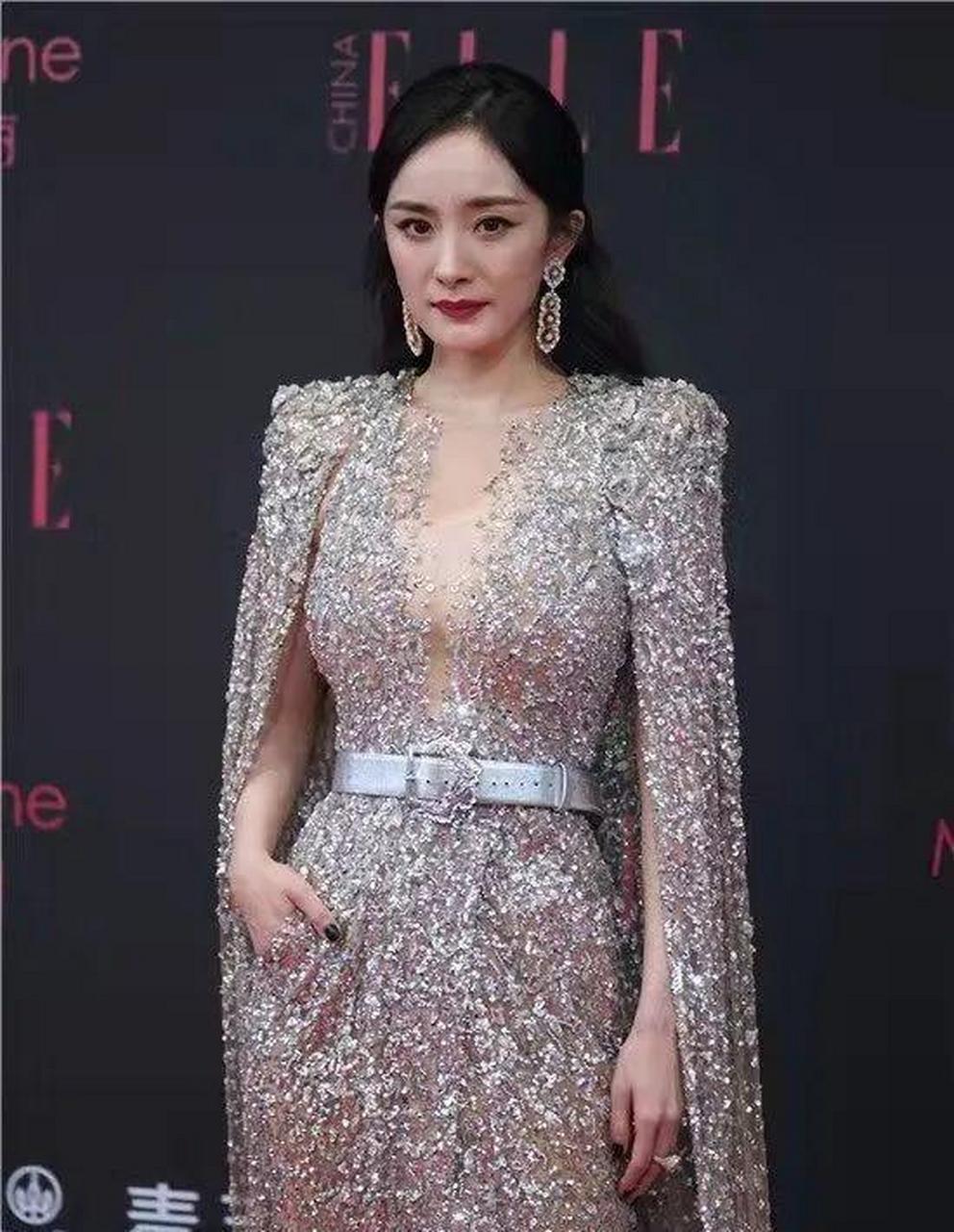10位女星的脖子,有人优雅,有人短粗,差别好大