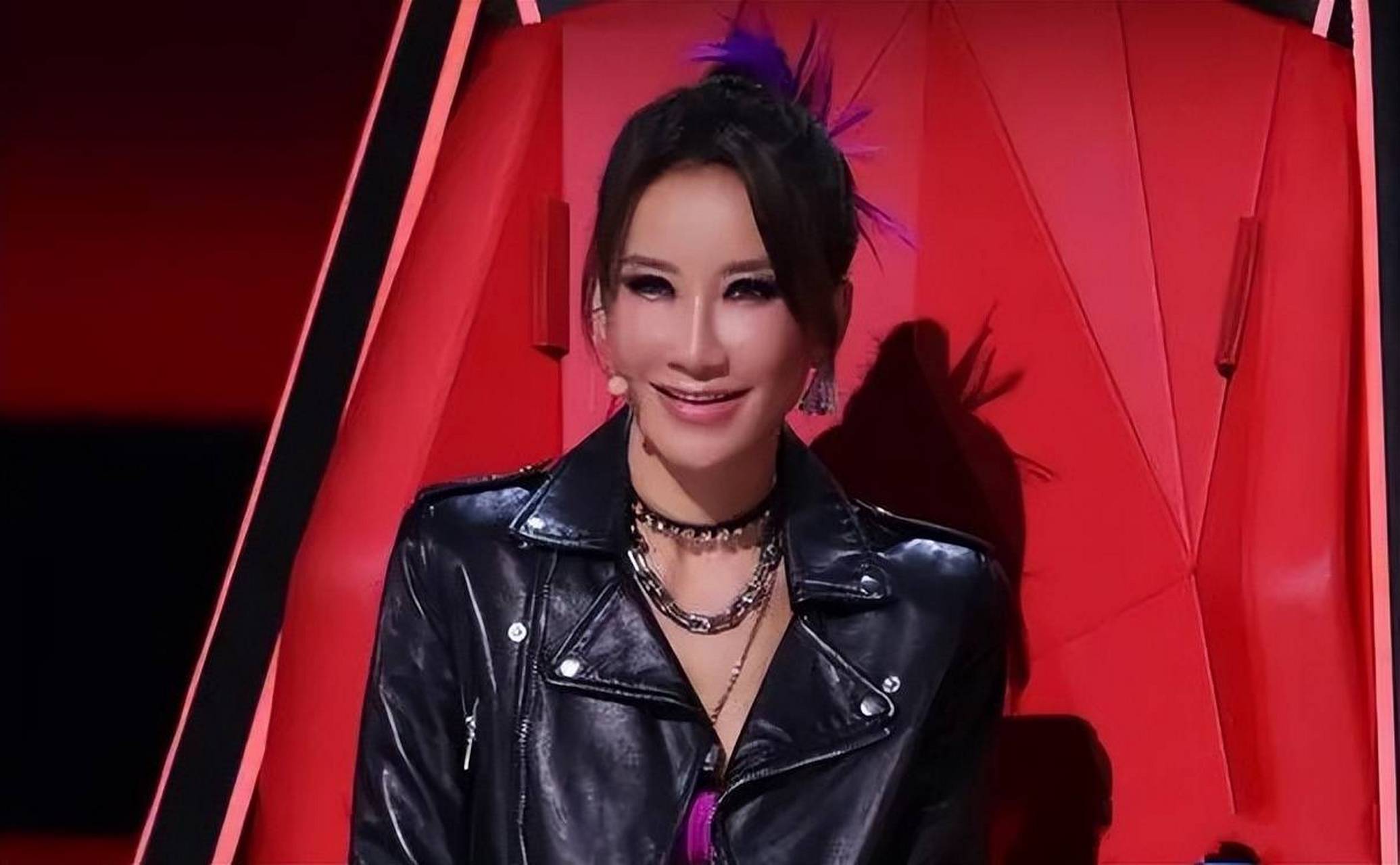 近日,中国好声音的录制过程中,歌手李玟控诉遭遇不公平待遇的录音曝光