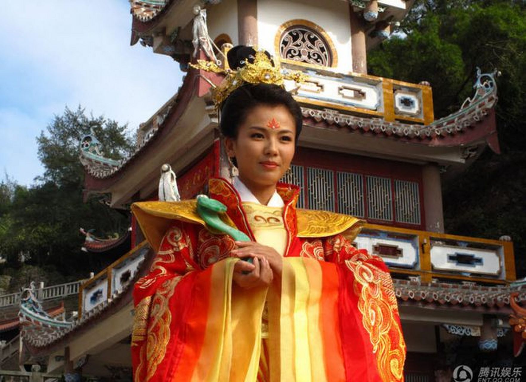 刘涛演妈祖之前请示过妈祖,近日刘涛饰演过的妈祖娘娘又火了,刘涛在