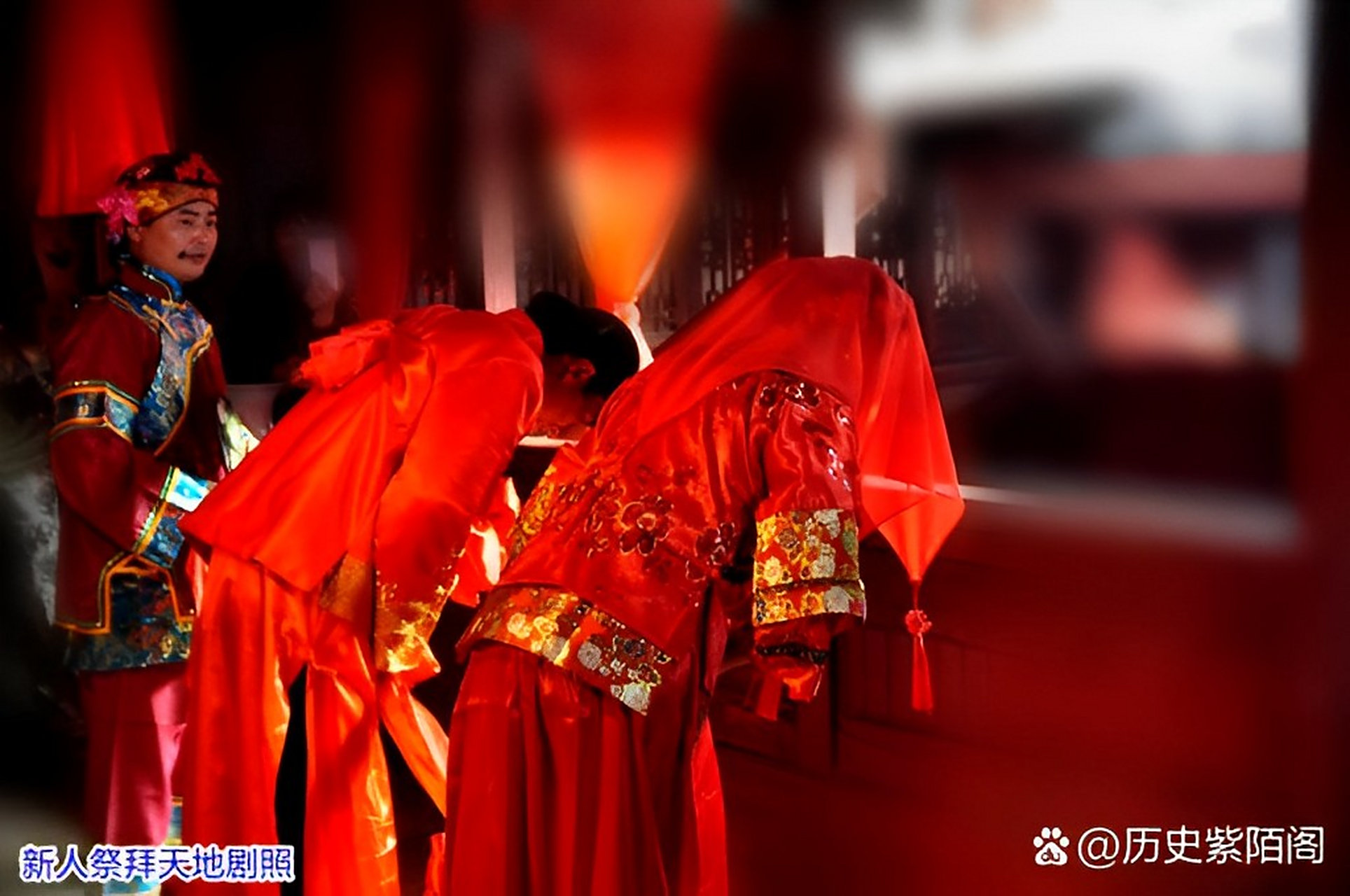 古代男女结婚,新人为什么先拜天地?