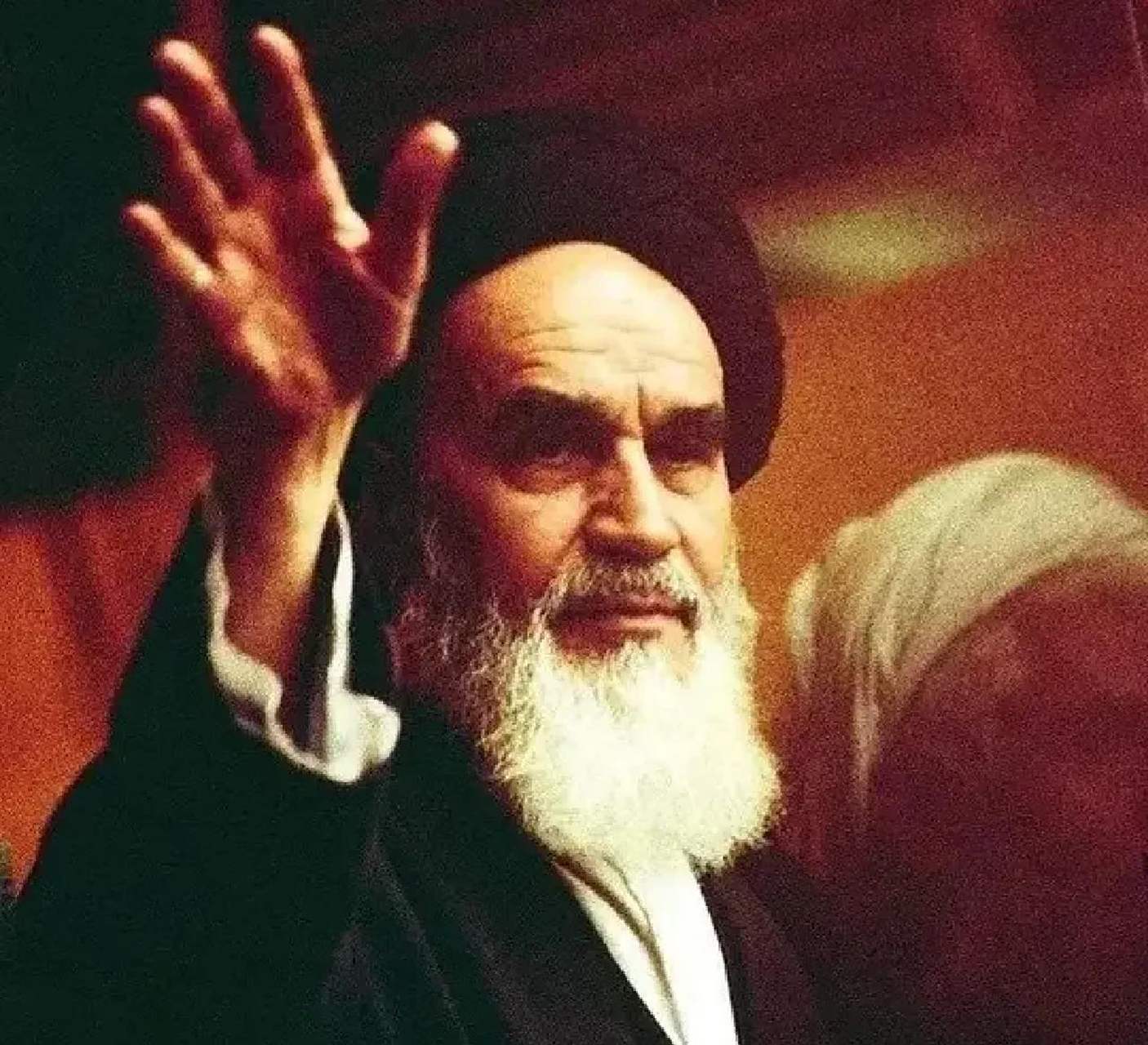 阿亚图拉·鲁霍拉·穆斯塔法·艾哈迈德·穆萨维·霍梅尼 原名