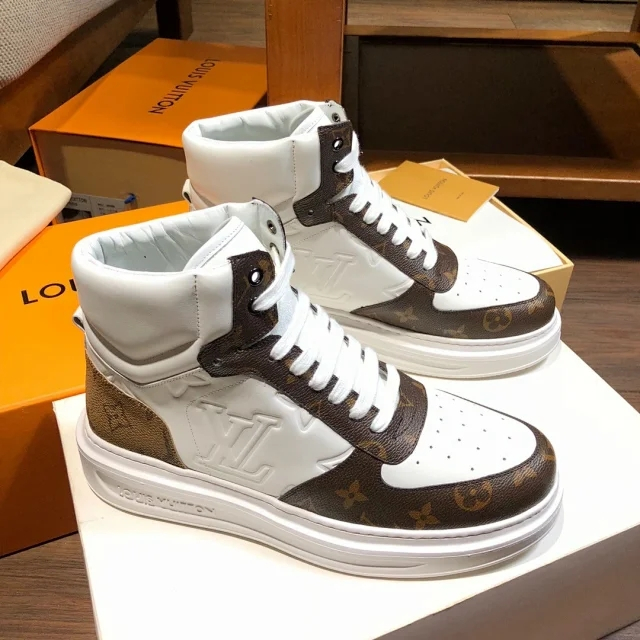 lv高端男士 高帮运动休闲鞋.