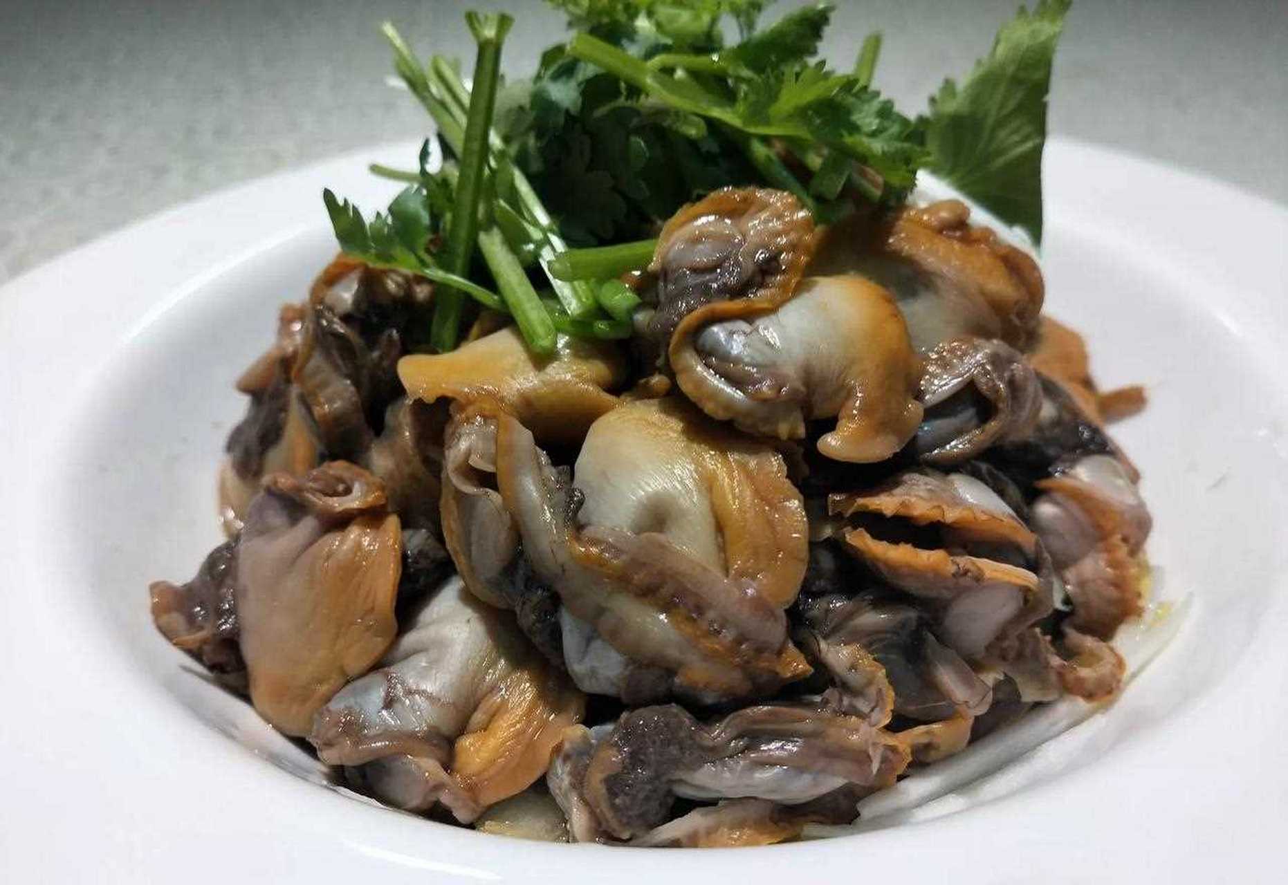 葱姜丝拌蛏肉,[惊哭] 葱姜丝蚶子肉, 葱炒北塘蚶子.