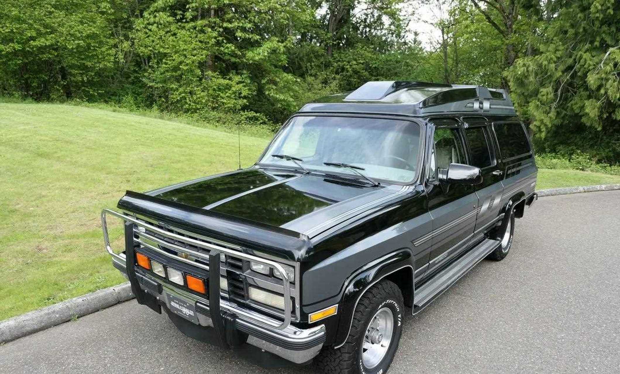 1991 雪佛兰 萨博班/chevrolet v1500 suburban   这大家伙真酷[赞]