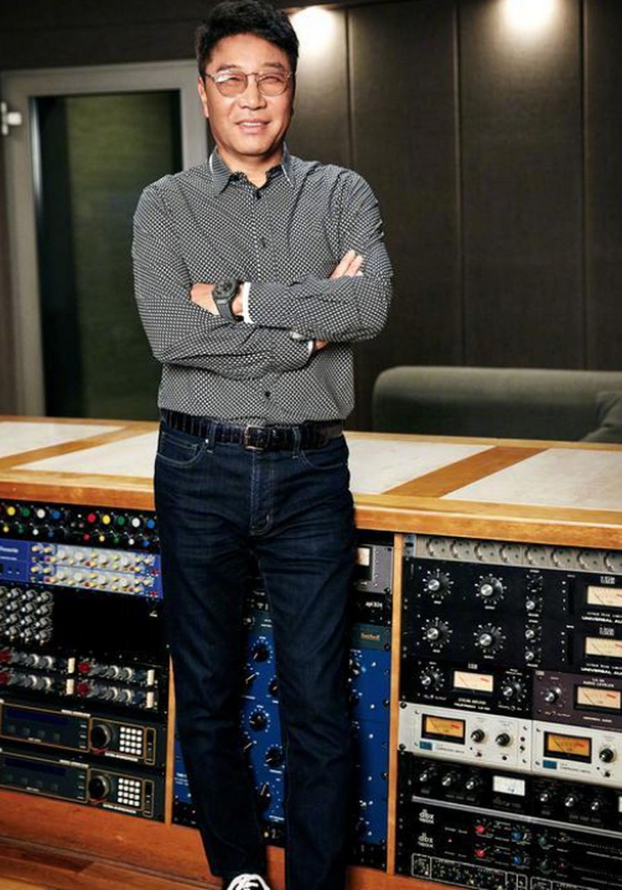 李秀满不希望hybe拿走经营权的原因,搞不懂李秀满