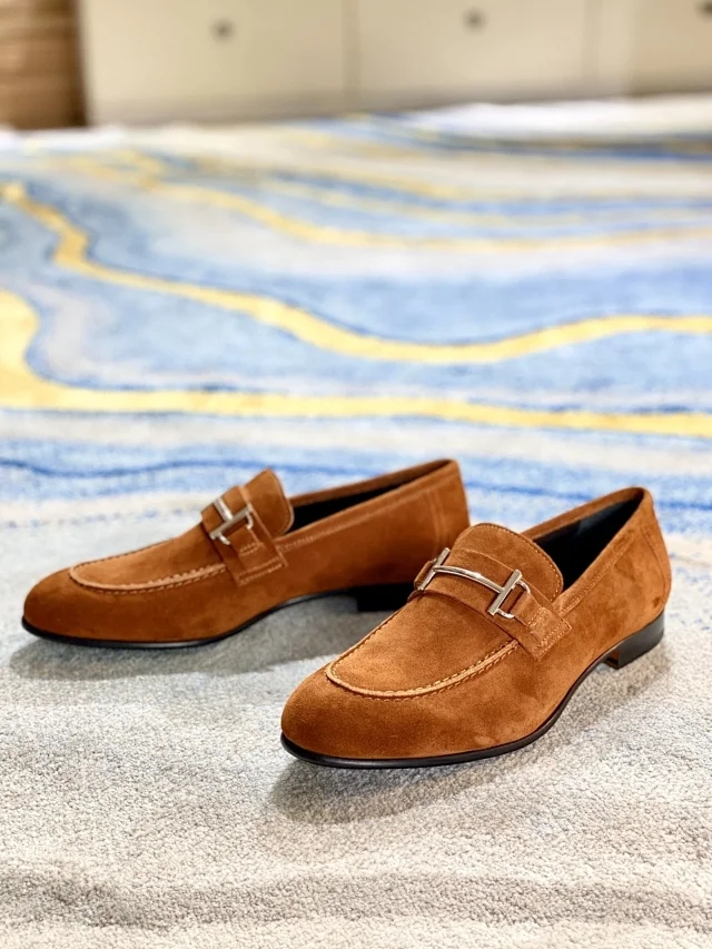 爱马仕尖头休闲豆豆鞋