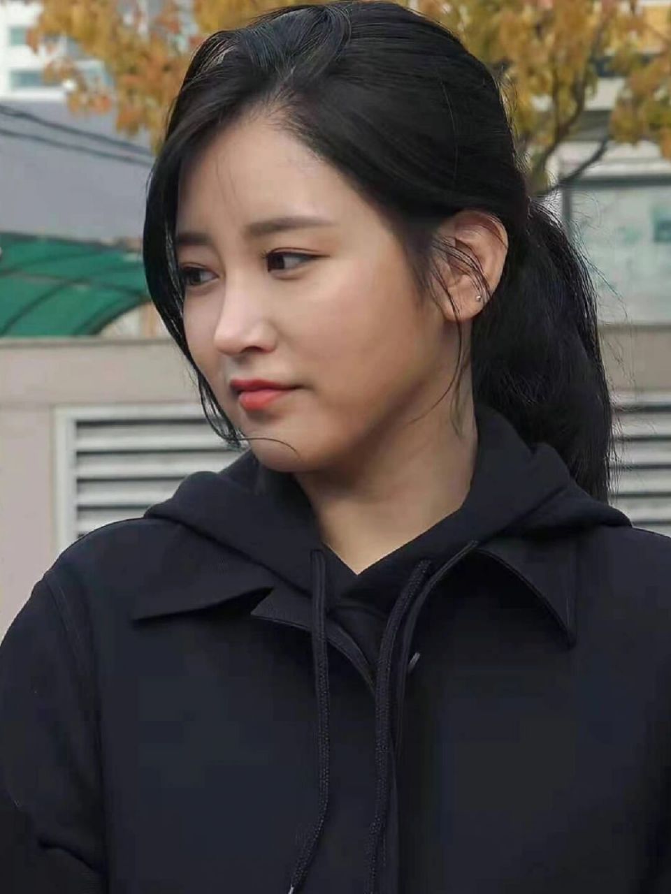 退出少女时代的她成了皇冠女团队长  出道前叫朴仁静 出道后改名