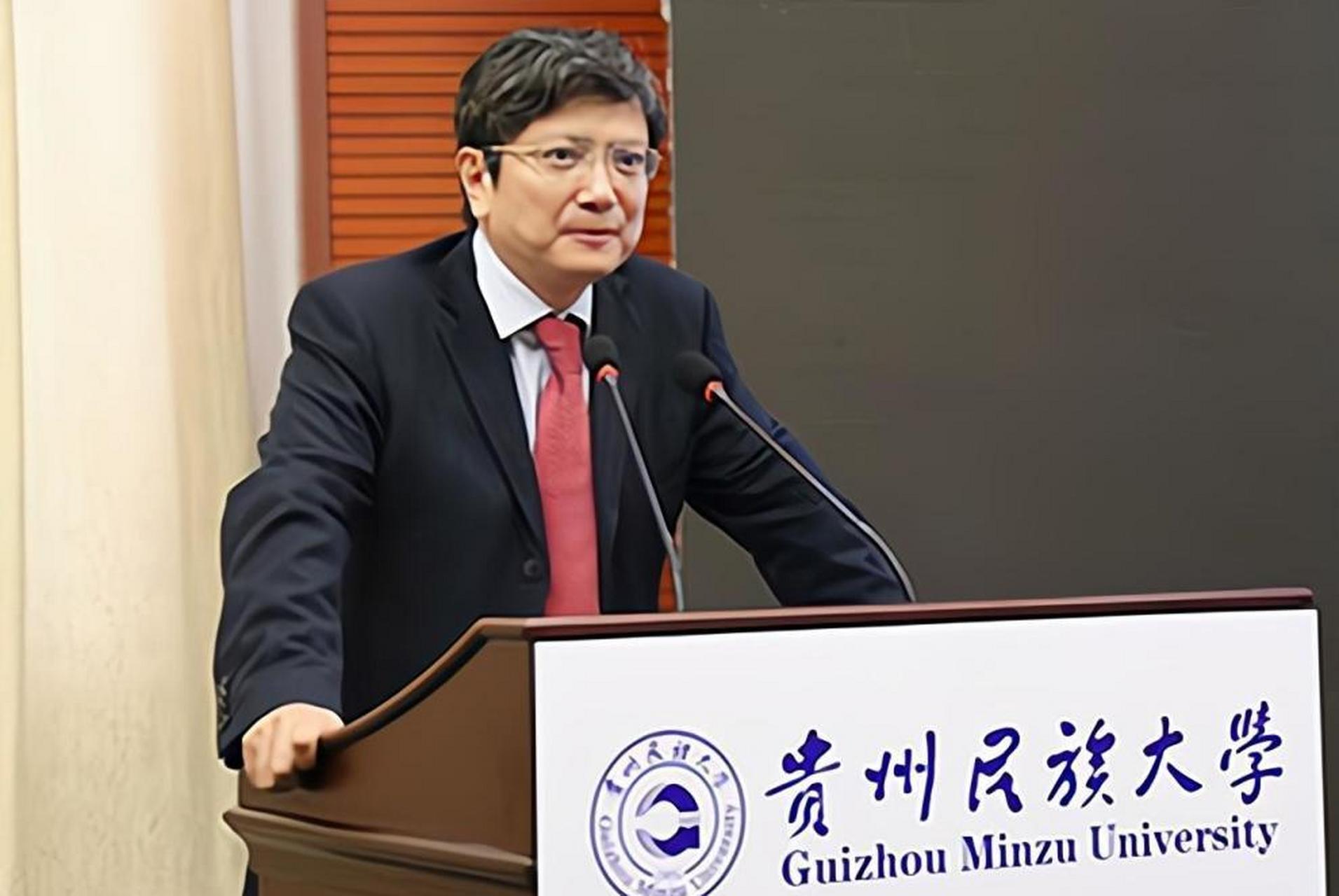 贵州大学新任校长郑强调任后,以一场引人注目的冲突挑战开启了他的治