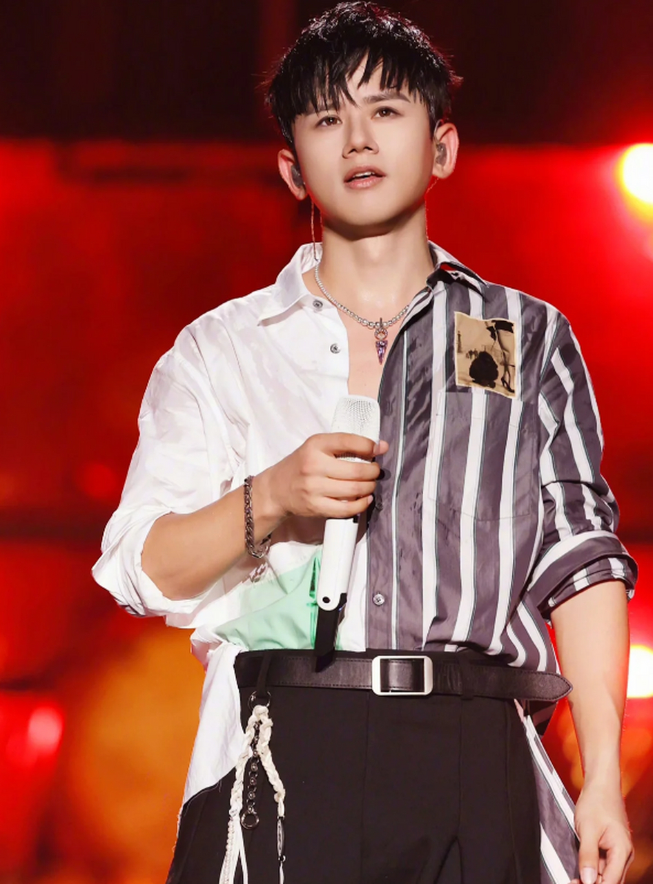 有一种爱情叫张杰和谢娜 你出道27年,做过主持人,出过唱片,演过电影