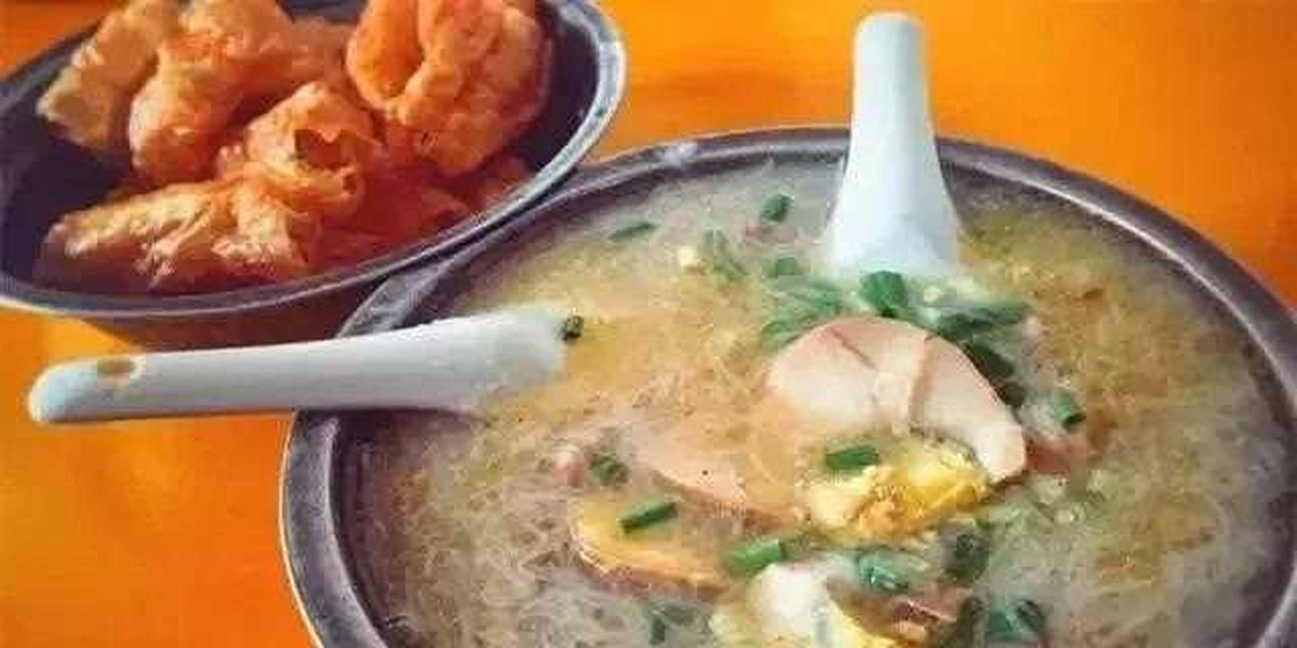 厦门的扁食,鸭肉粥,面线,花生汤,沙茶面都是最好吃的.