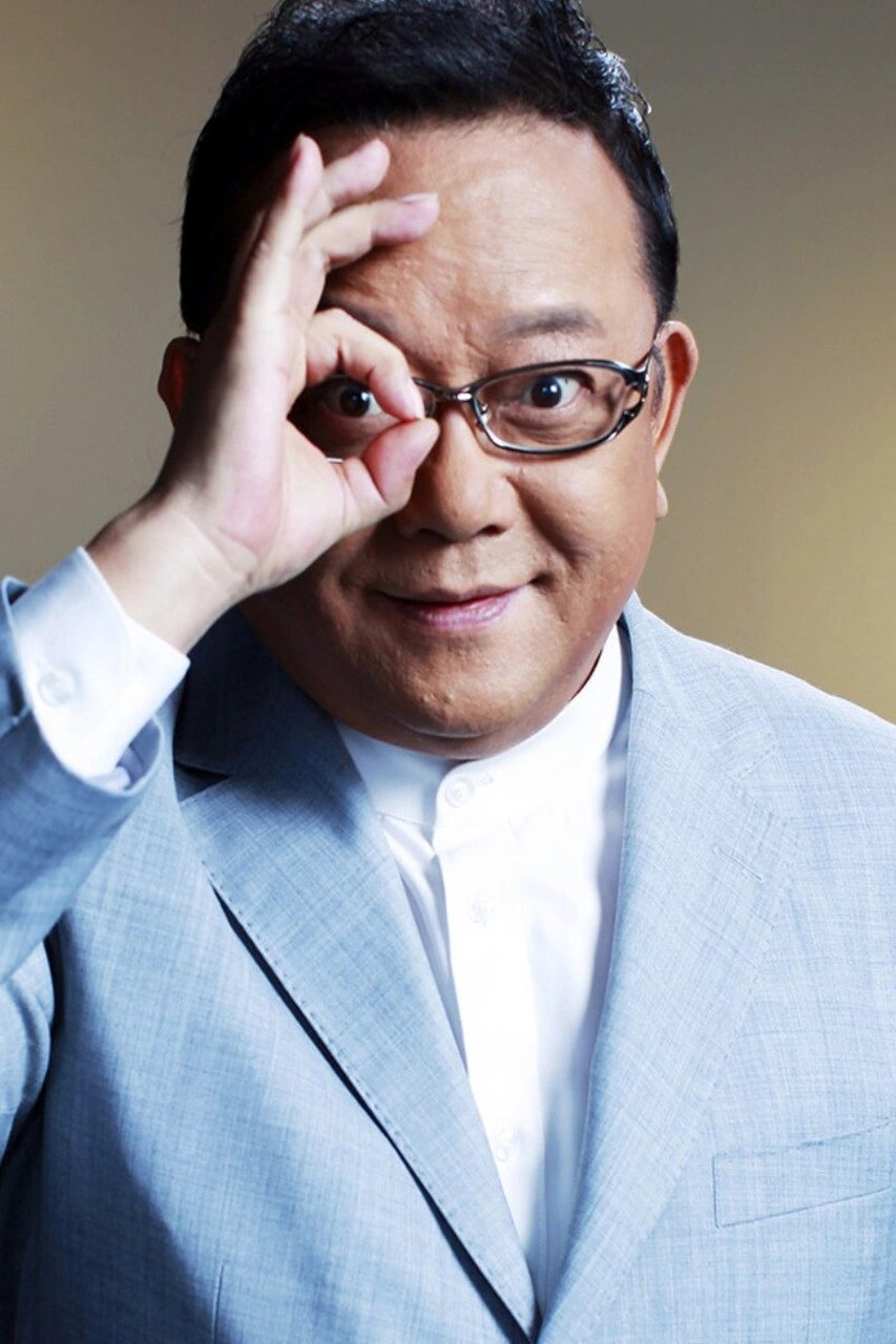 1948年12月22日出生于辽宁省锦州市古塔区,中国内地男演员,主持人,原