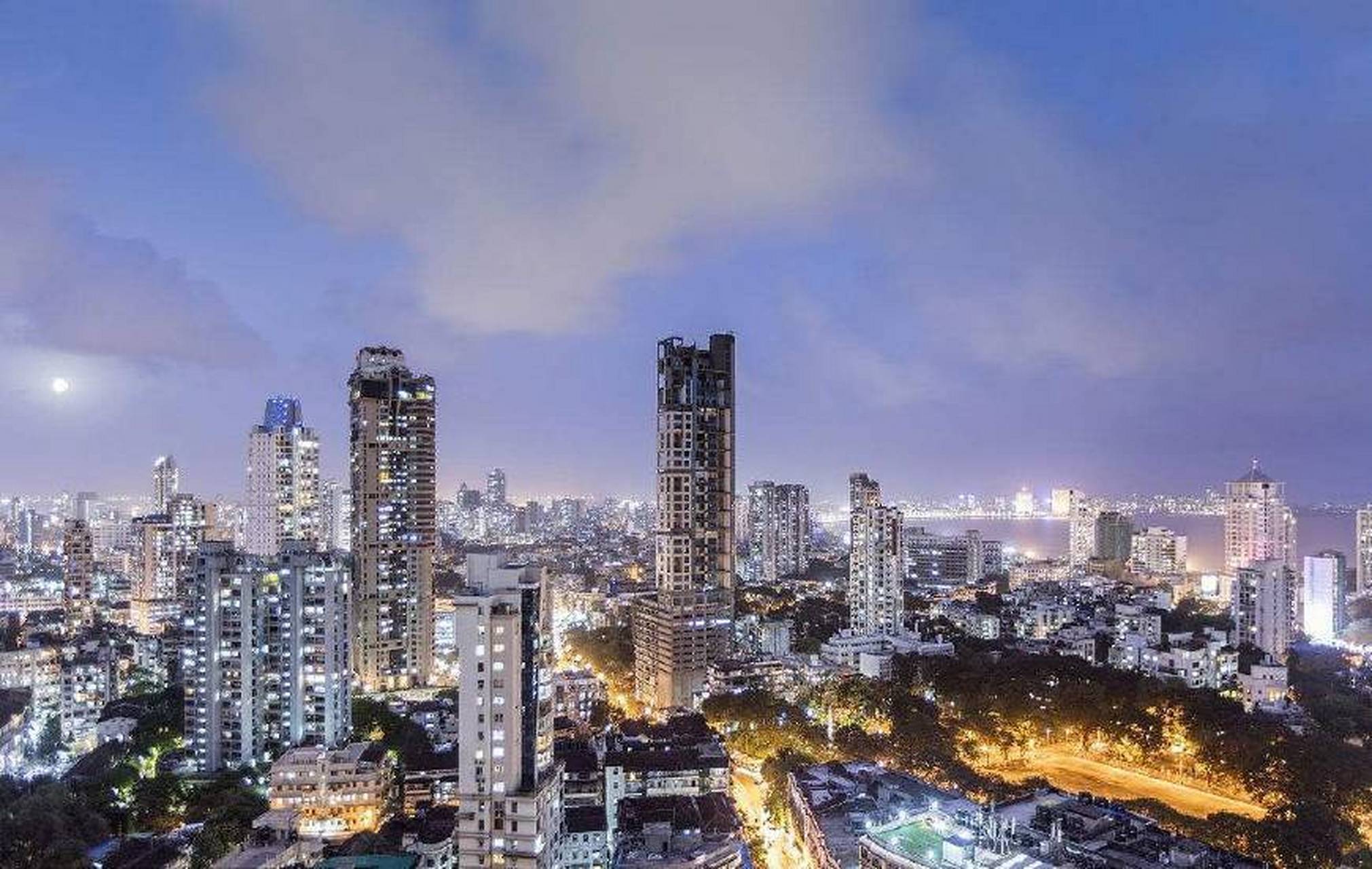 在印度人眼中,孟买是他们心中的骄傲,是无数印度人追求财富,实现梦想