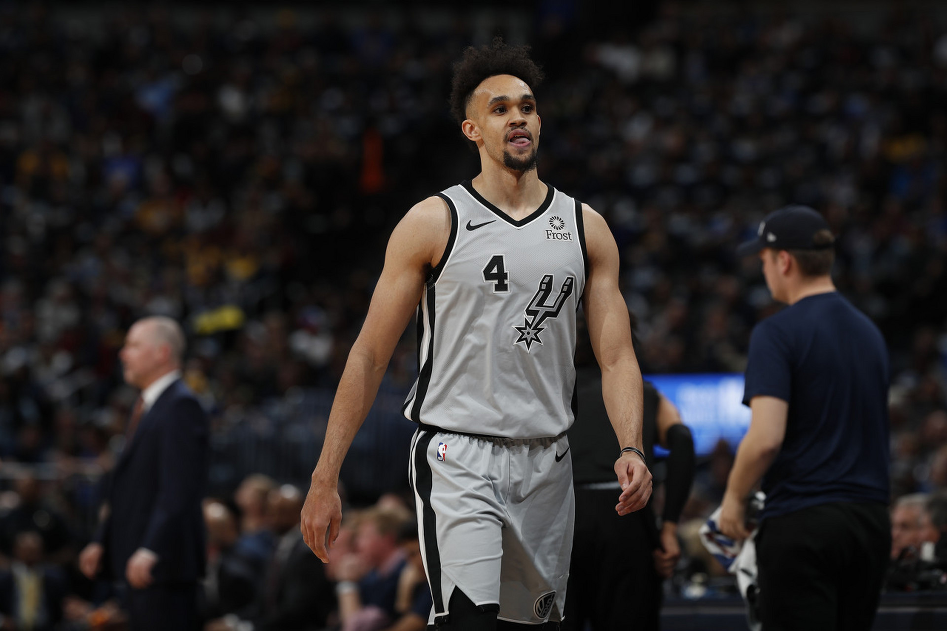 nba# #怀特绝杀# 德里克·怀特(derrick white,1994年7月2日-),出生