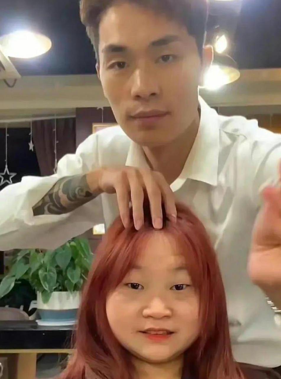 网友:理发前跟理发后,好像变了一个人
